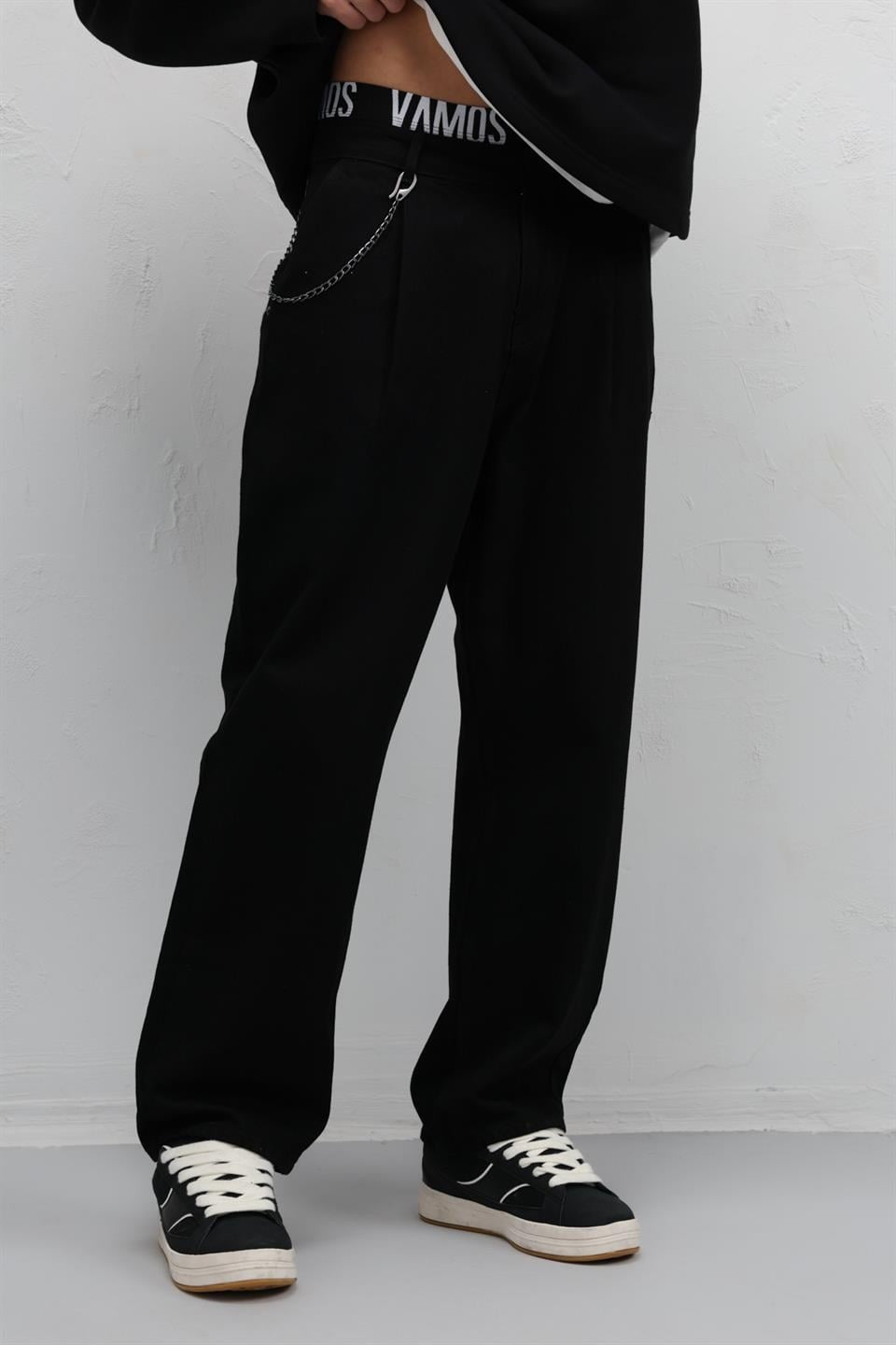 Pileli Zİncir Detaylı Baggy Jean