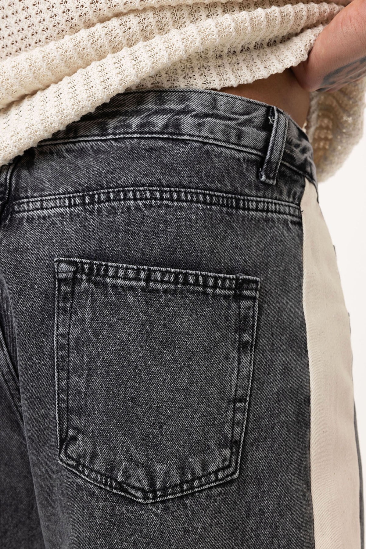 Yan Şeritli Baggy Fit Jean