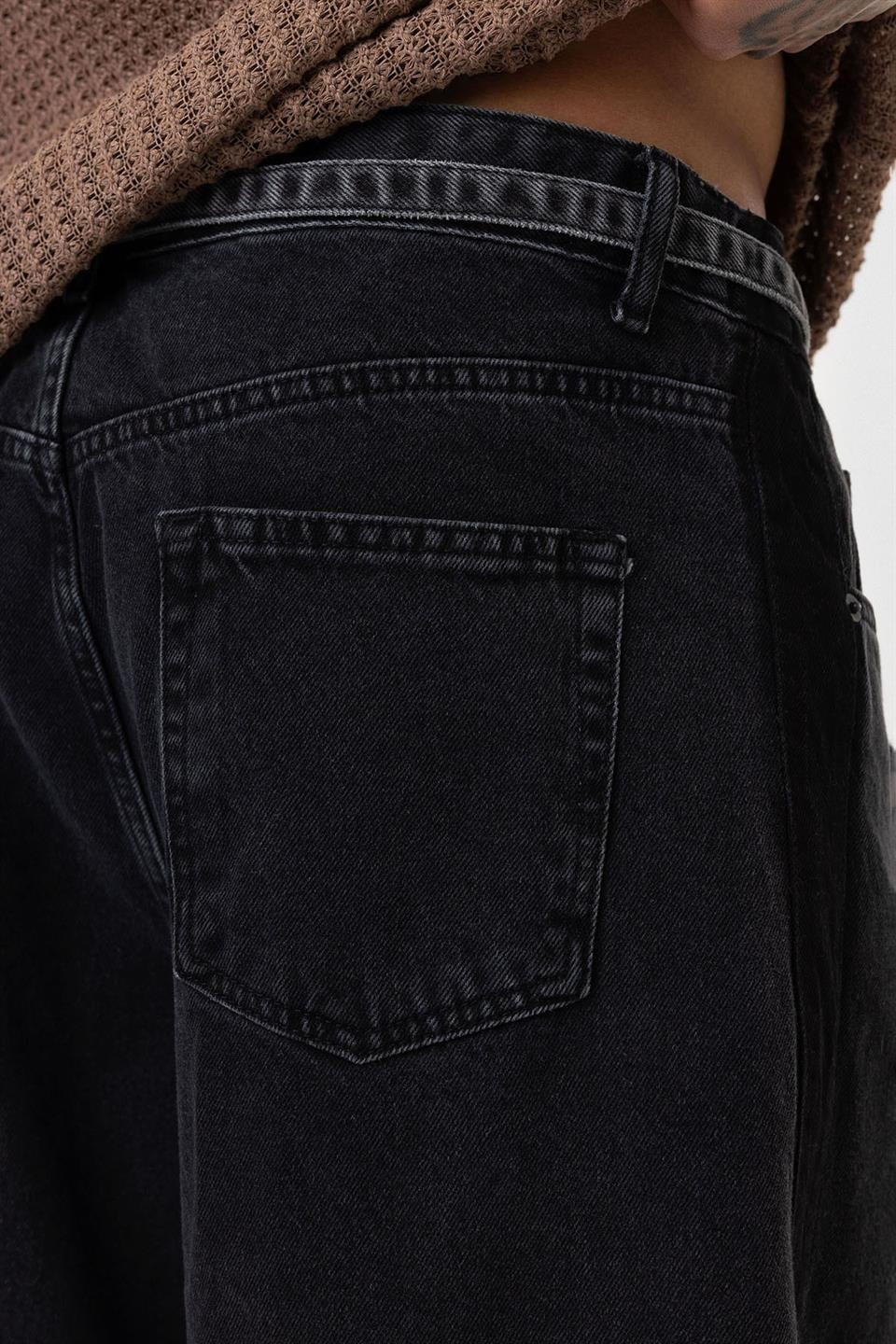 Kemer Detaylı Şeritli Baggy Jean