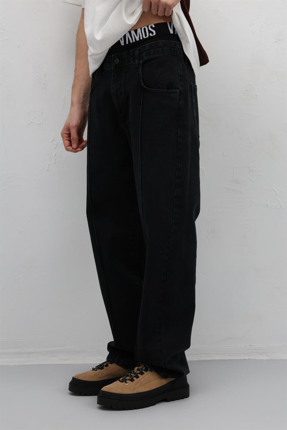 Dikiş Detaylı Relaxed Fit Jean