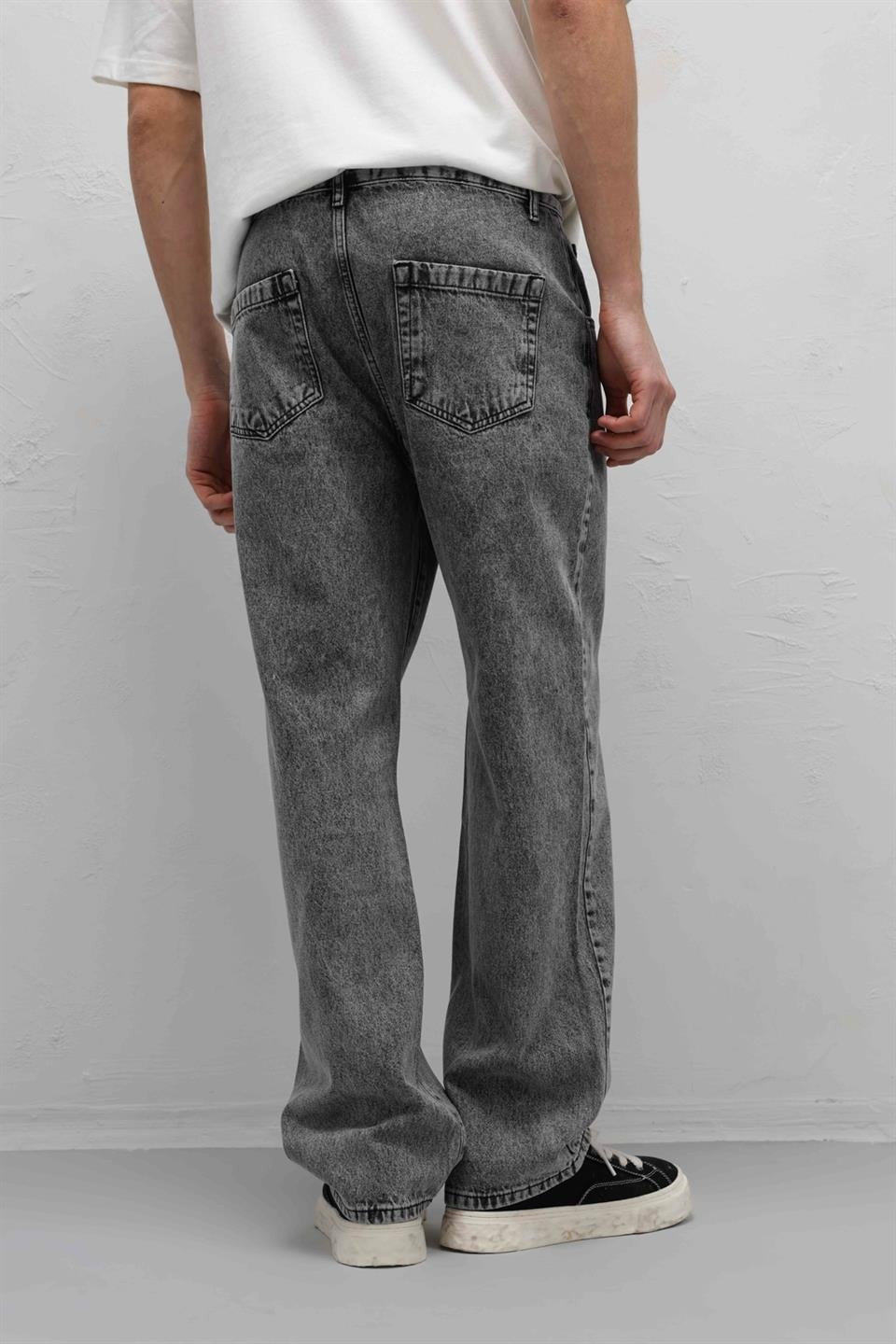 Dikiş Detaylı Relaxed Fit Jean