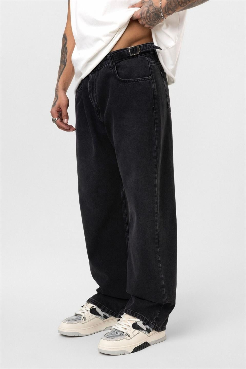 Relaxed Fit Jean