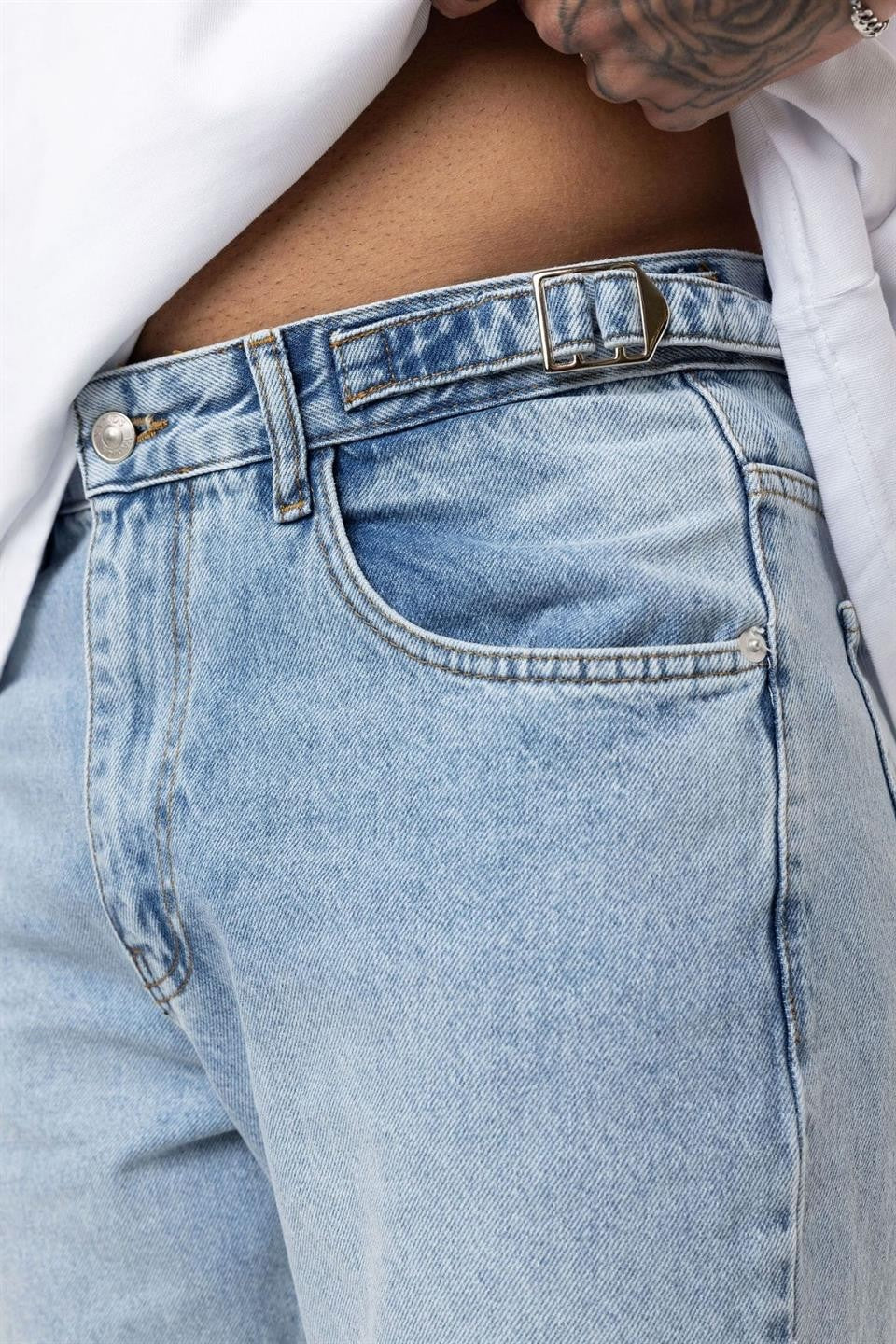 Relaxed Fit Jean