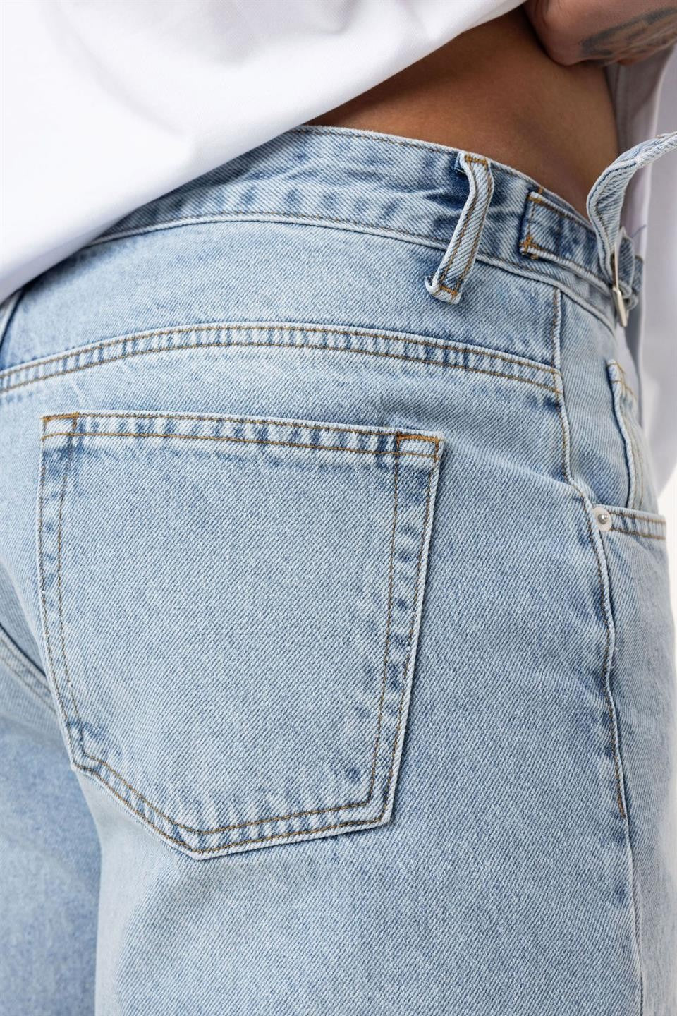 Relaxed Fit Jean