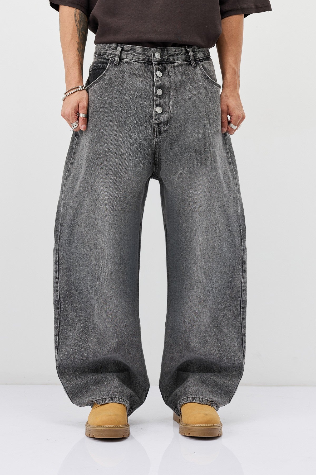 Barrel Fit Jeans