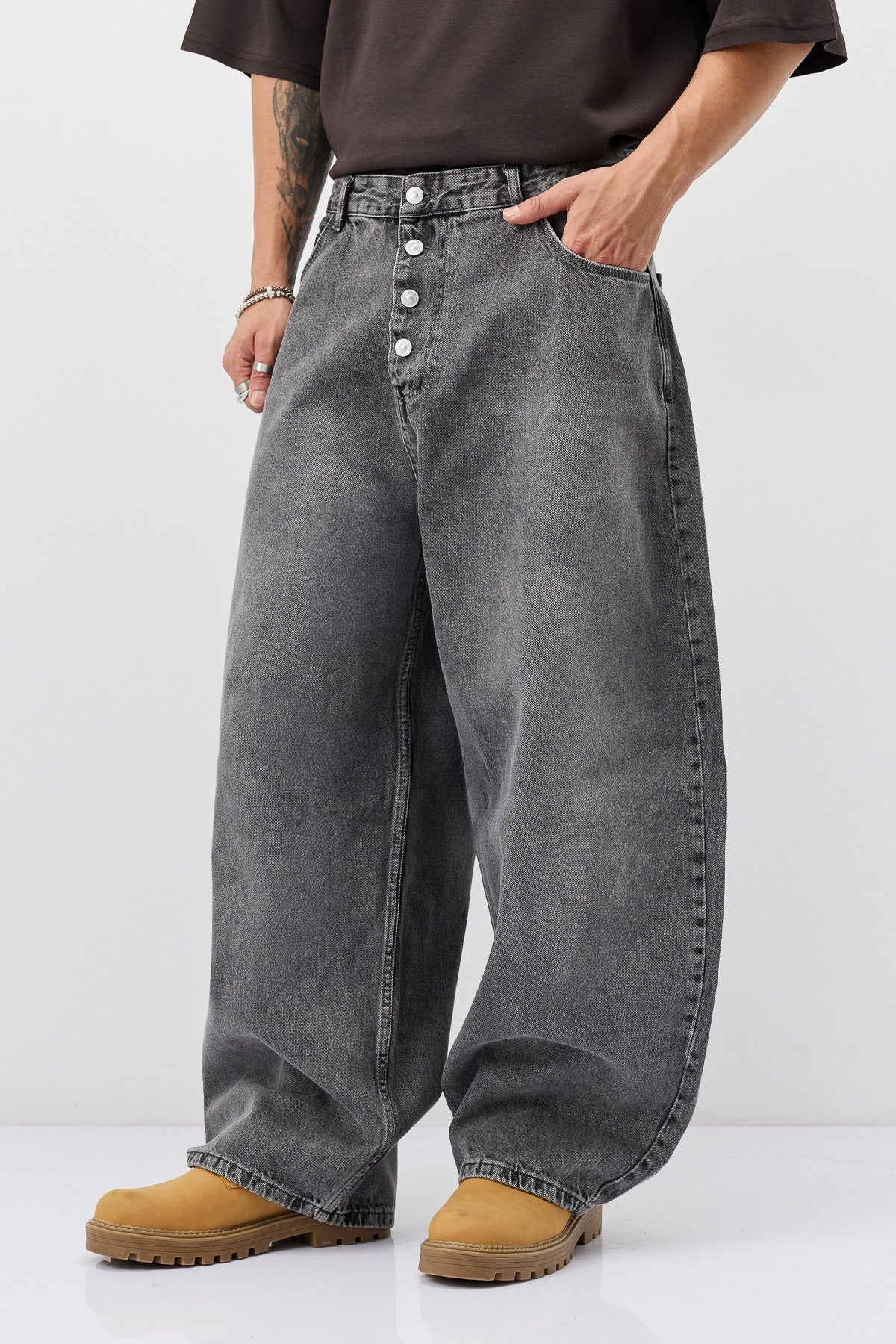 Barrel Fit Jeans