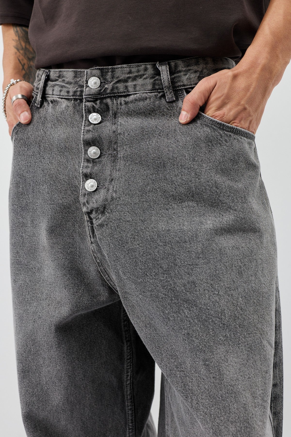 Barrel Fit Jeans