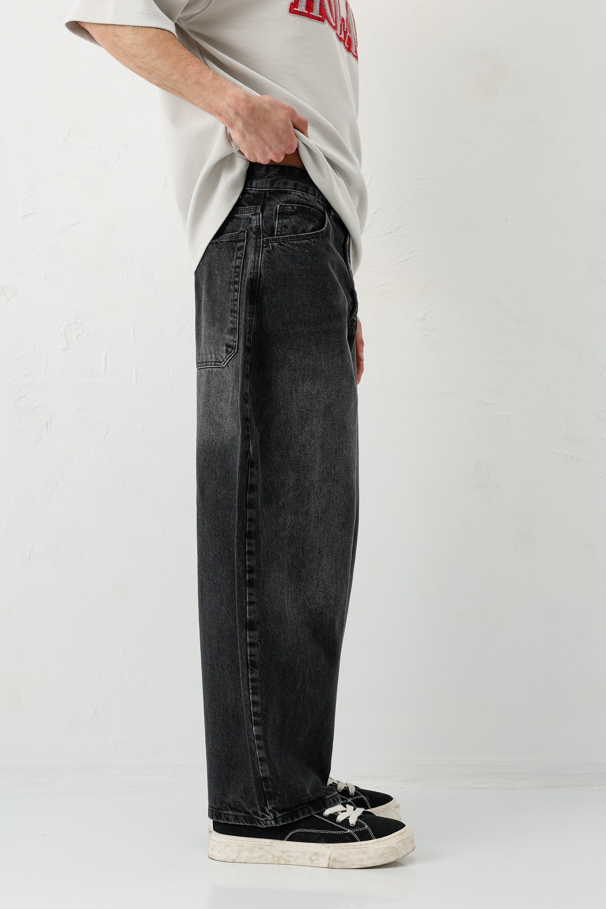 Barrel Fit Jeans