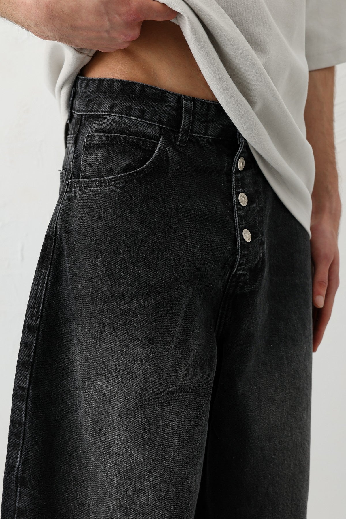 Barrel Fit Jeans