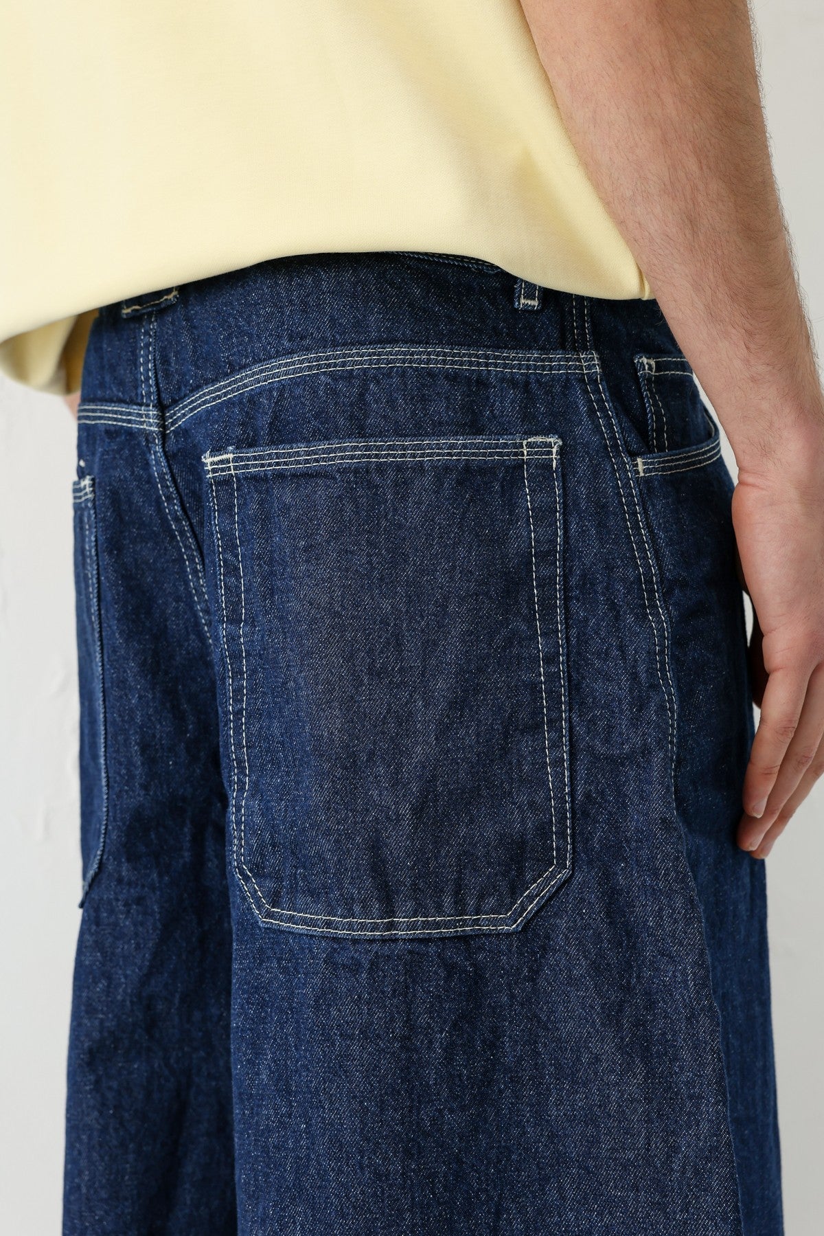 Barrel Fit Jeans