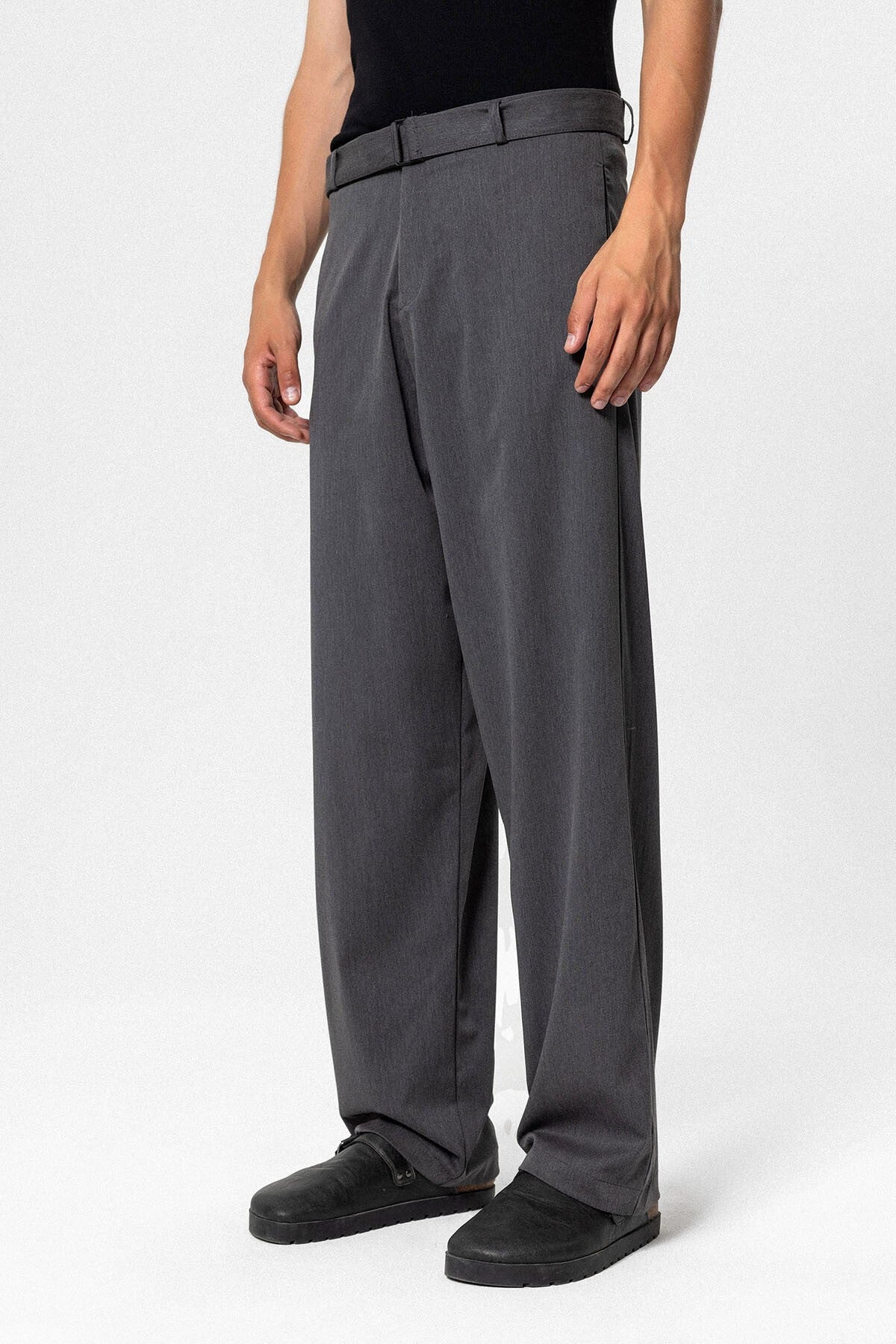 Kemerli Baggy Kumaş Pantolon