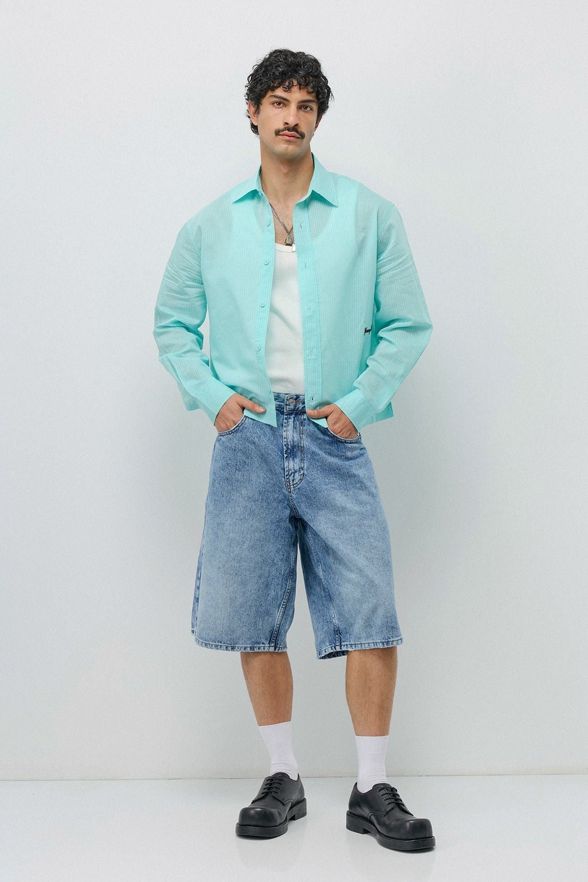 Boxy Fit Yazı Detaylı Gömlek