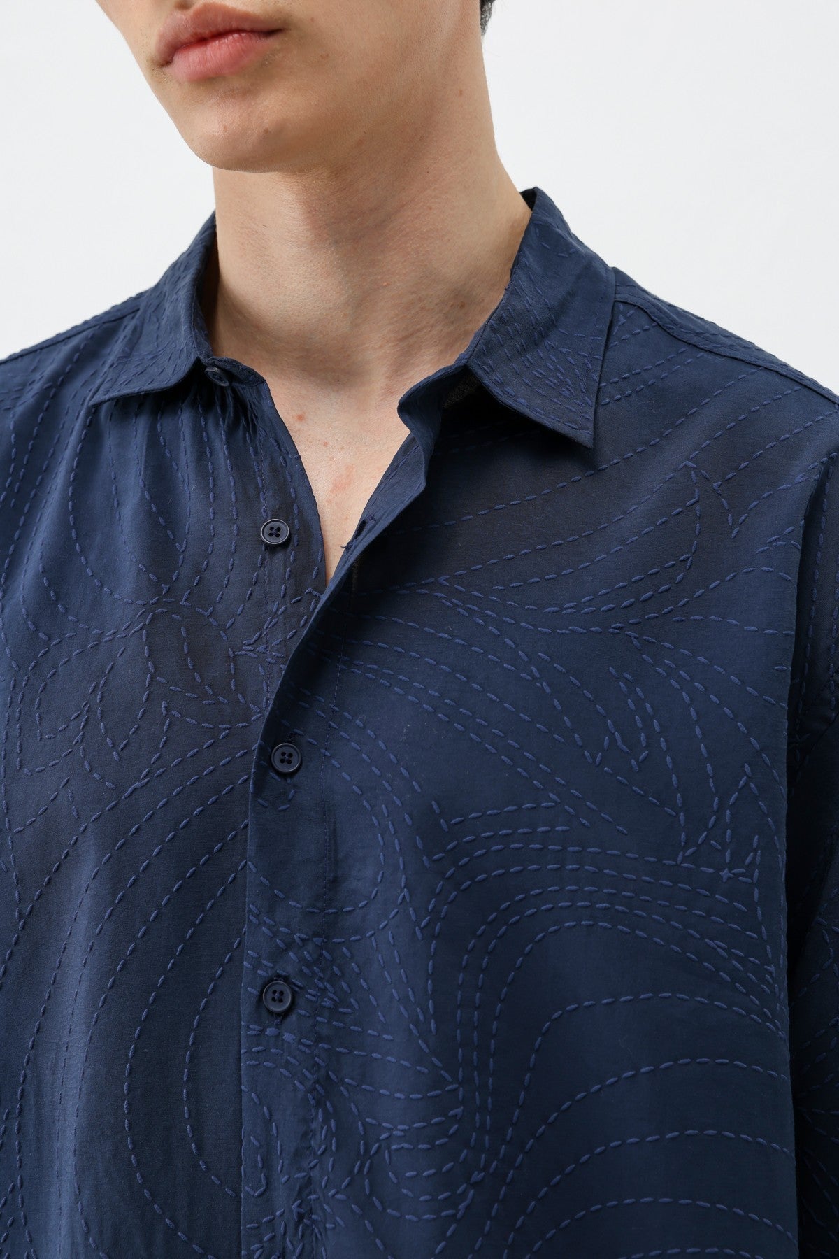 Oversize Dikiş Detaylı Gömlek