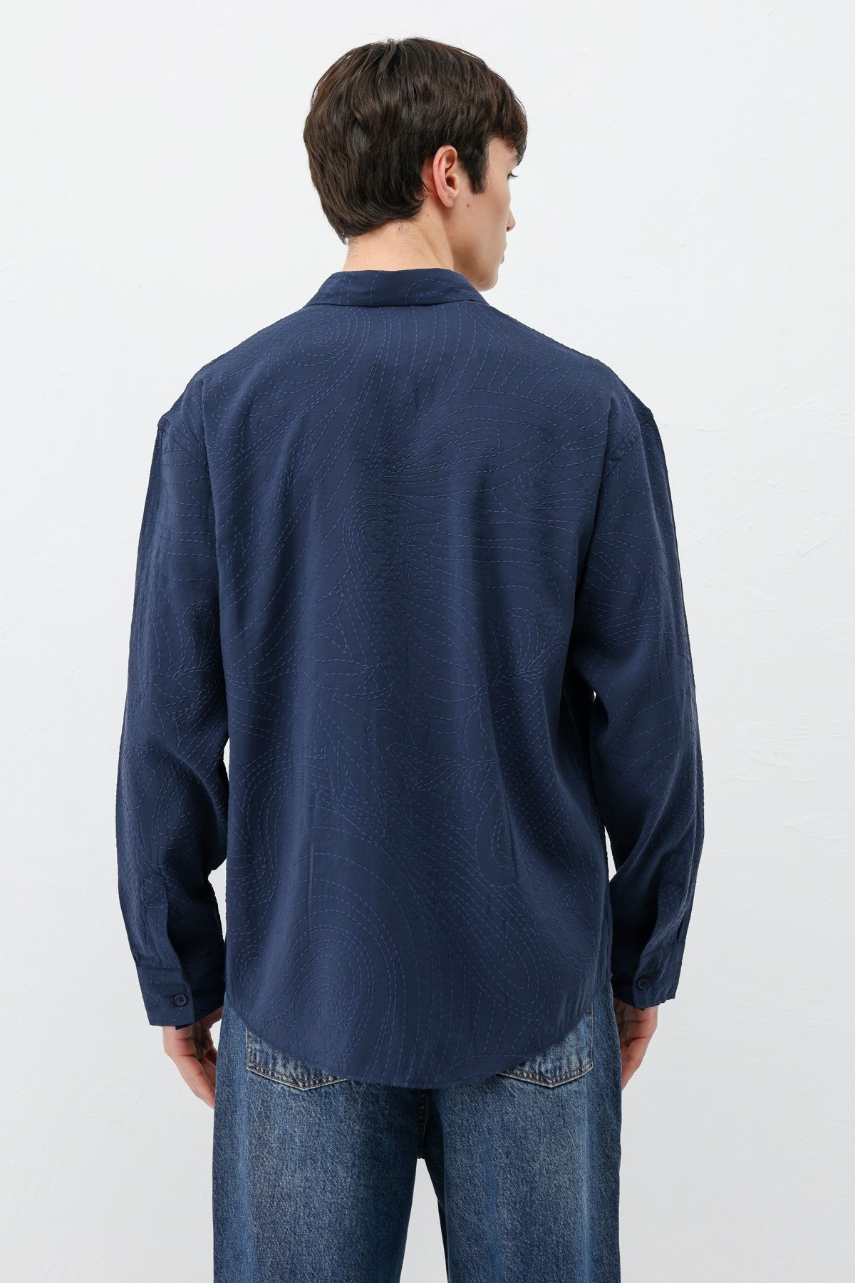 Oversize Dikiş Detaylı Gömlek