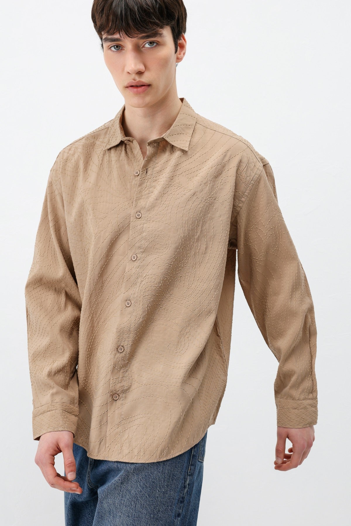Oversize Dikiş Detaylı Gömlek