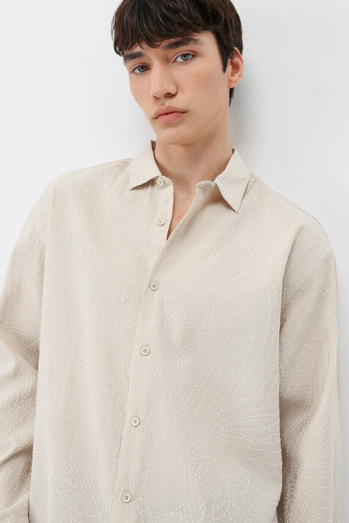 Oversize Dikiş Detaylı Gömlek