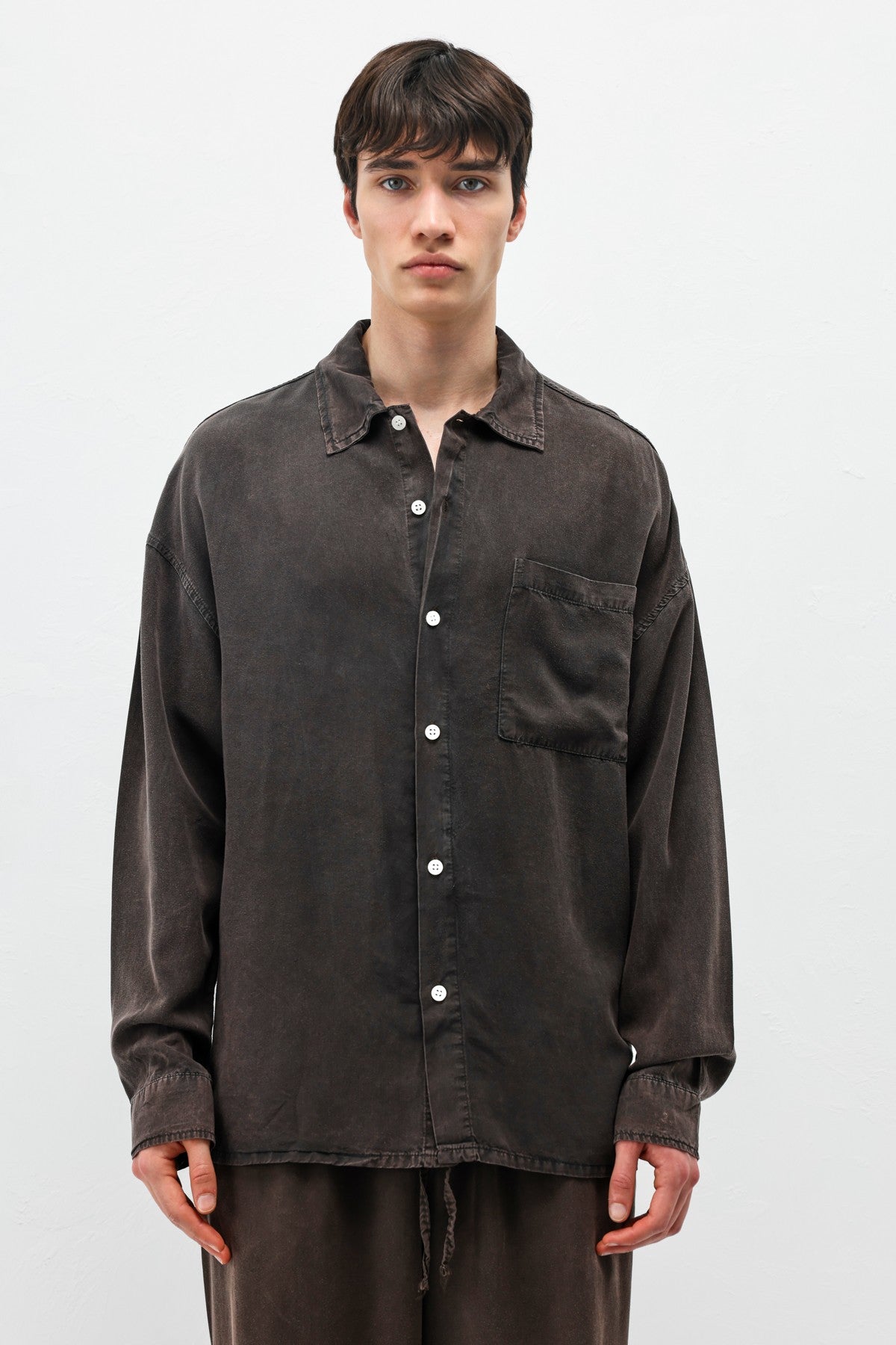 Oversize Yıkamalı Cep Detaylı Gömlek