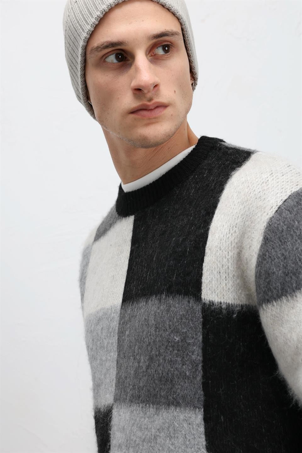 Oversize Kare Desenli Triko Kazak