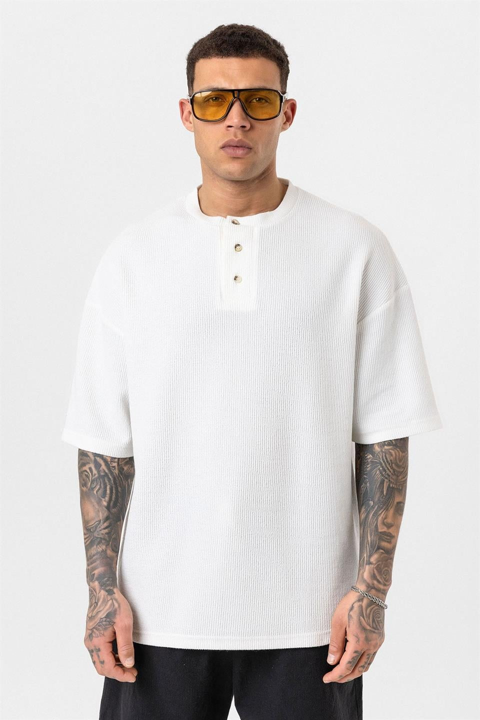 Düğmeli Yaka Oversize Tişört