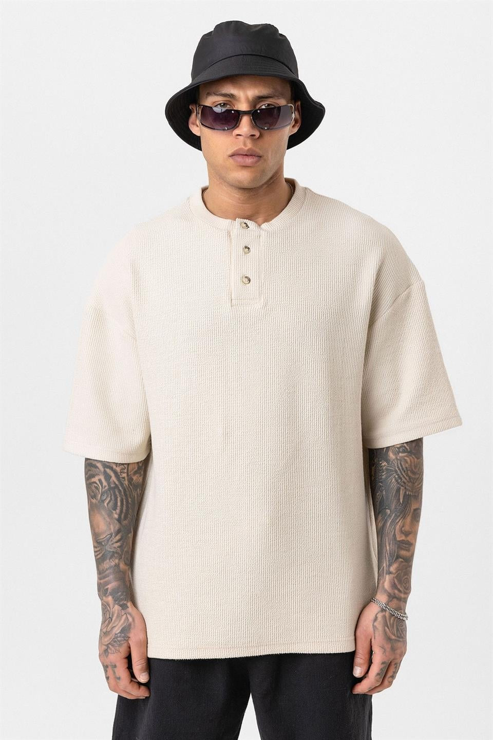 Düğmeli Yaka Oversize Tişört