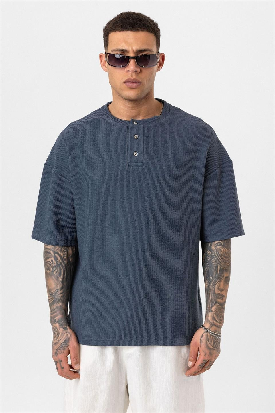Düğmeli Yaka Oversize Tişört