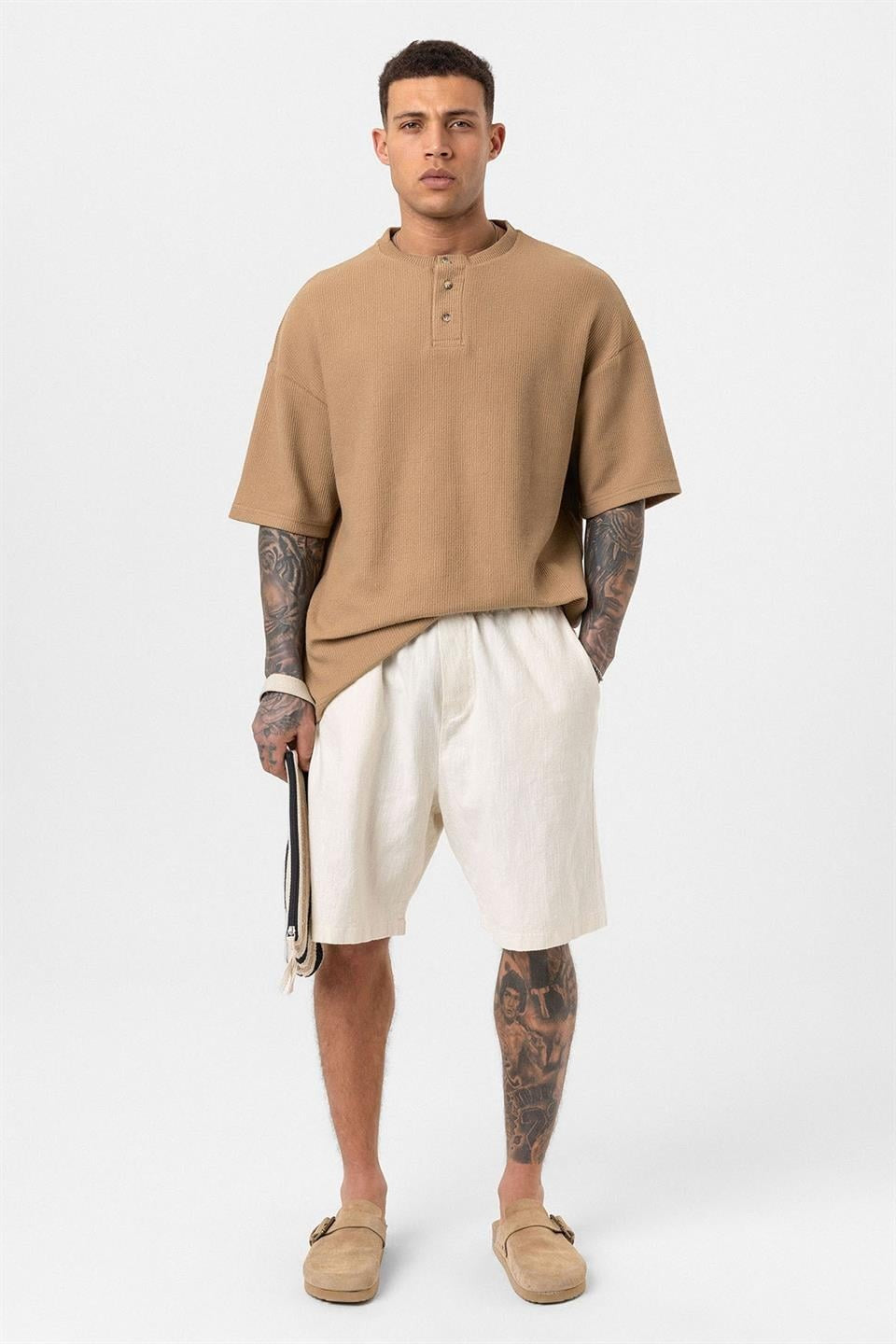 Düğmeli Yaka Oversize Tişört