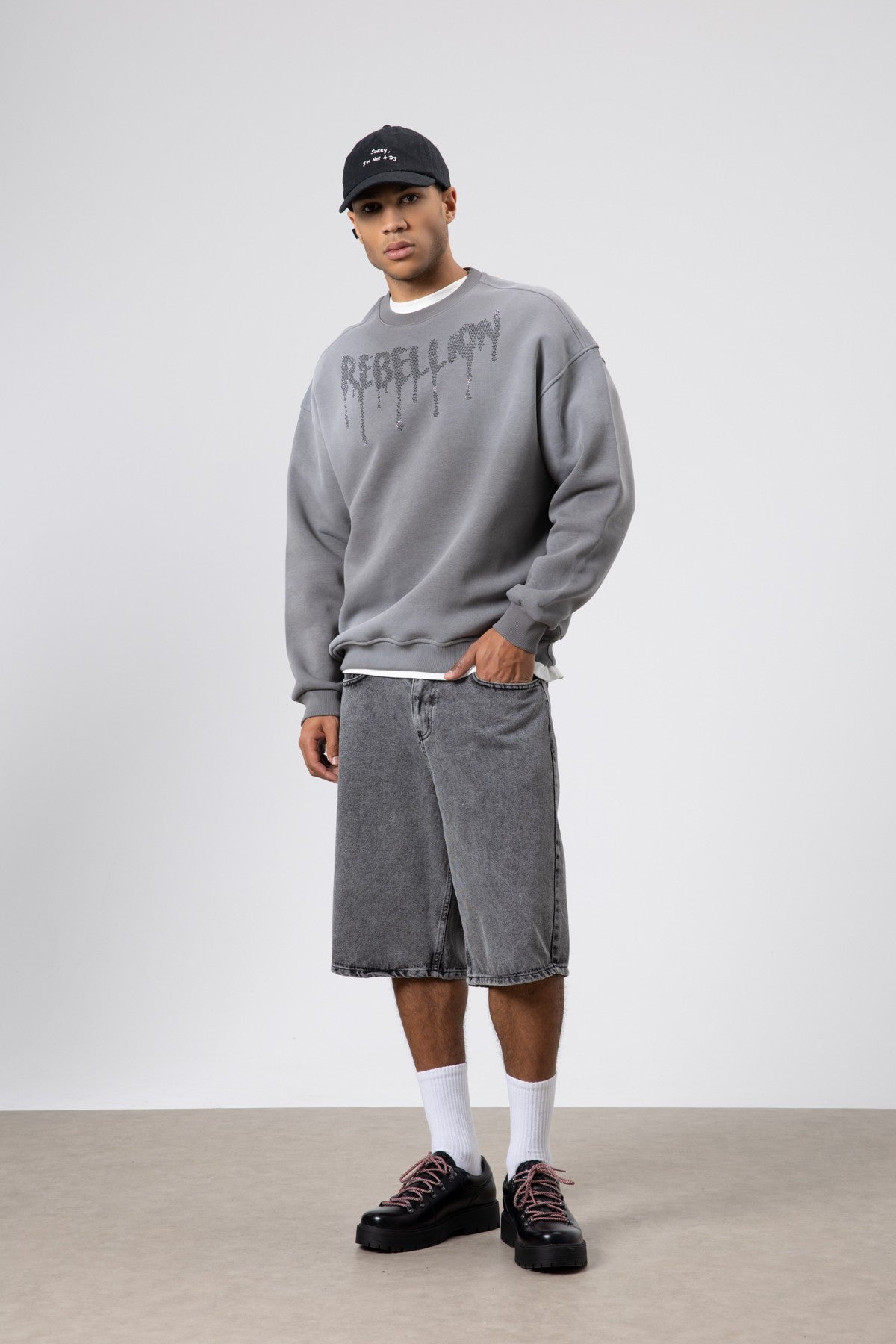 Yıkamalı Oversize Baskılı Sweatshirt