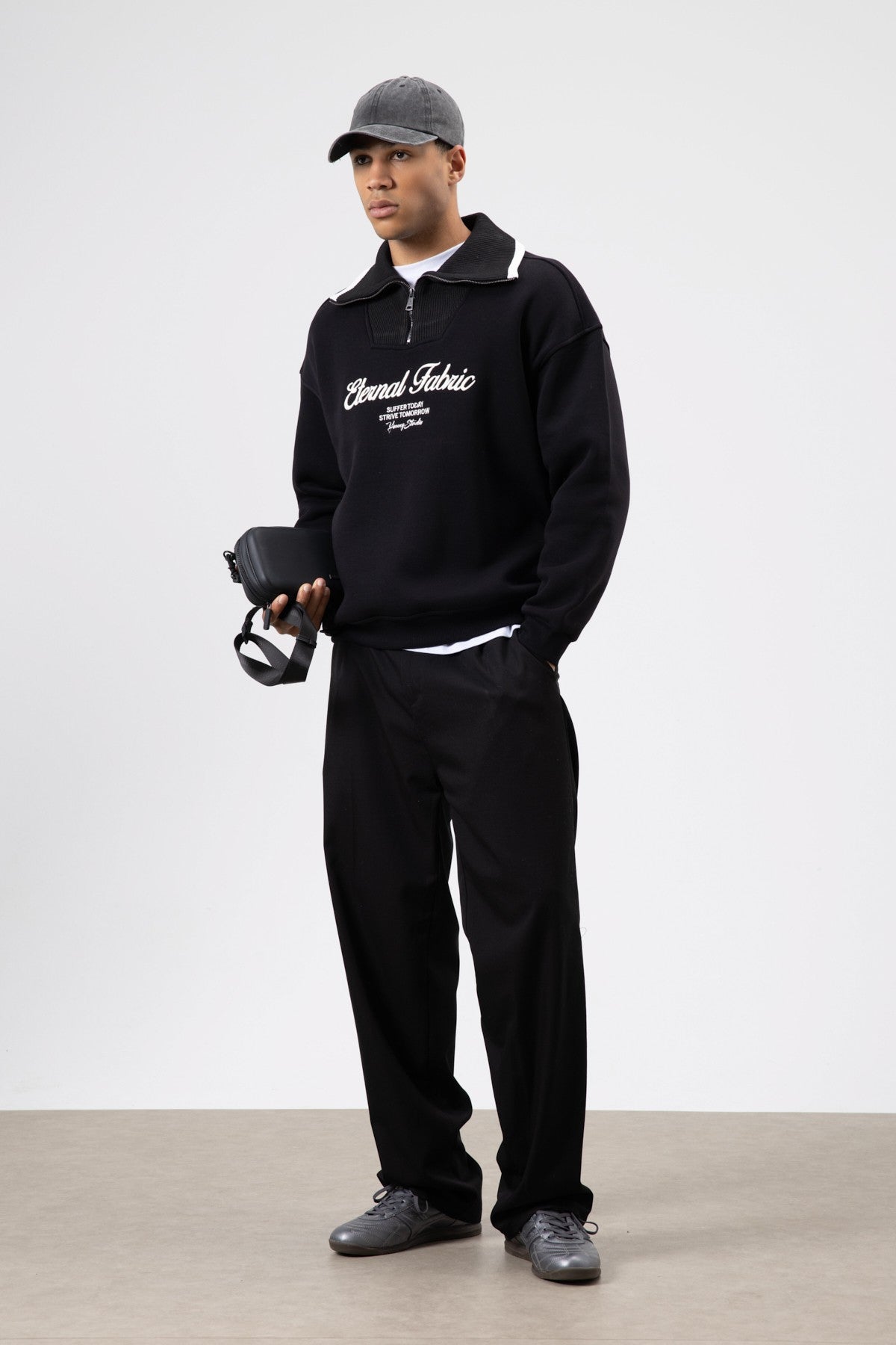 Oversize Fermuarlı Yaka Sweatshirt
