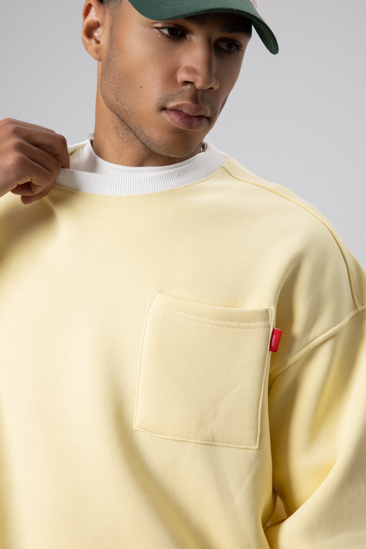 Bisiklet Yaka Cep Detaylı Oversize Sweatshirt