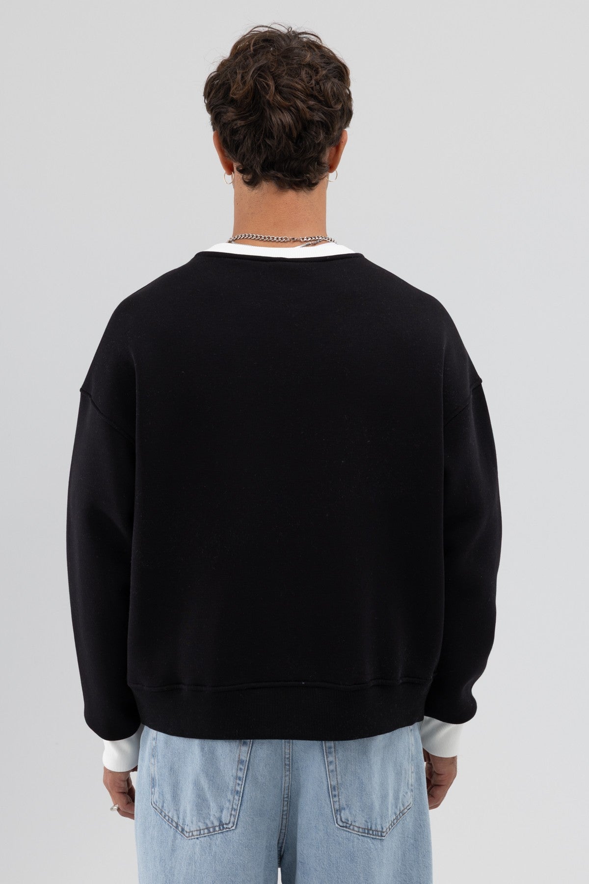 Bisiklet Yaka Cep Detaylı Oversize Sweatshirt