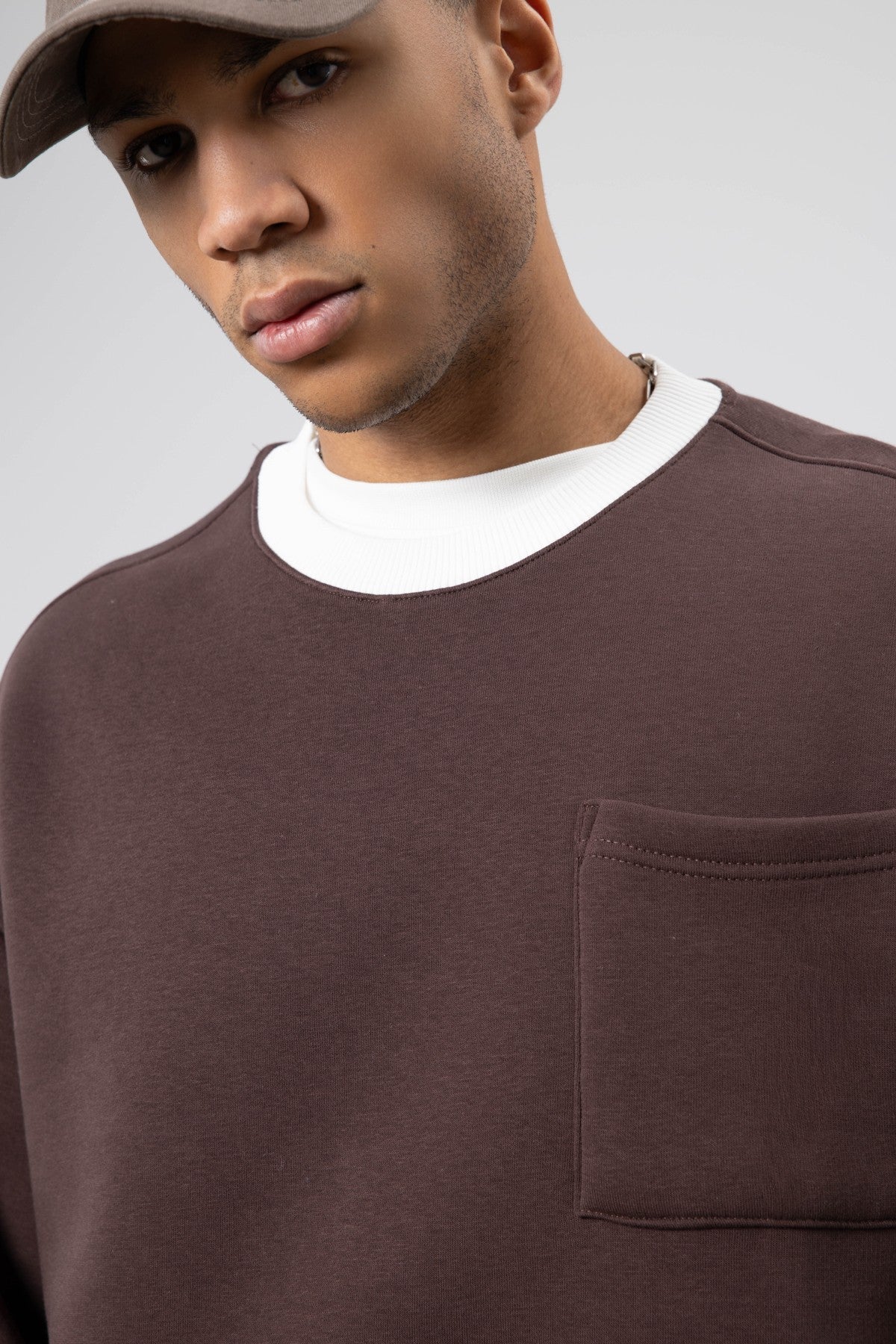 Bisiklet Yaka Cep Detaylı Oversize Sweatshirt