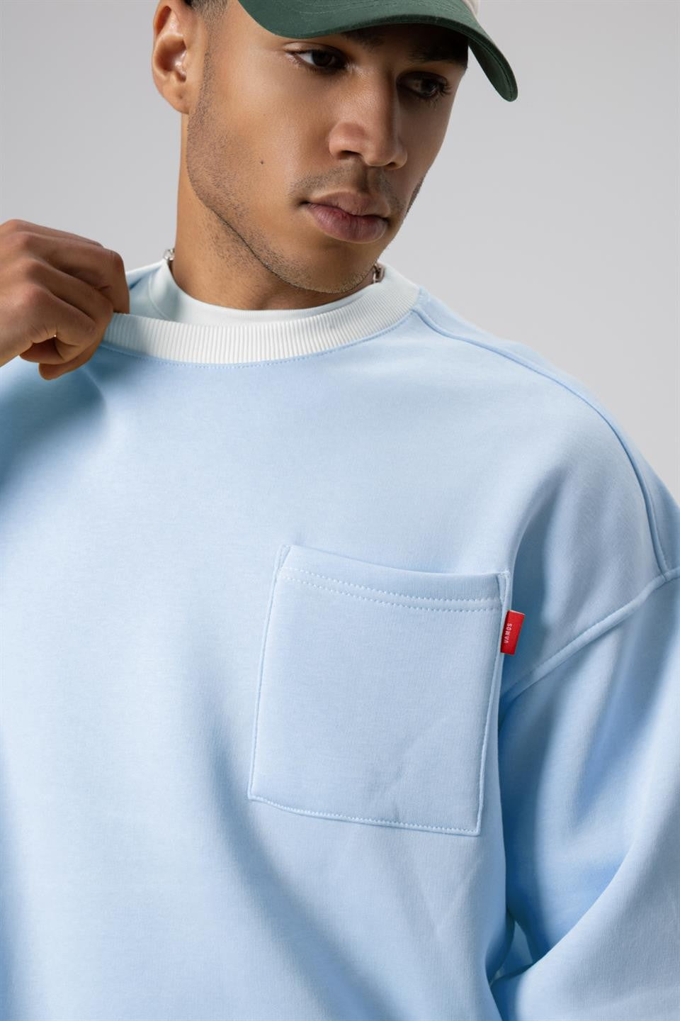 Bisiklet Yaka Cep Detaylı Oversize Sweatshirt
