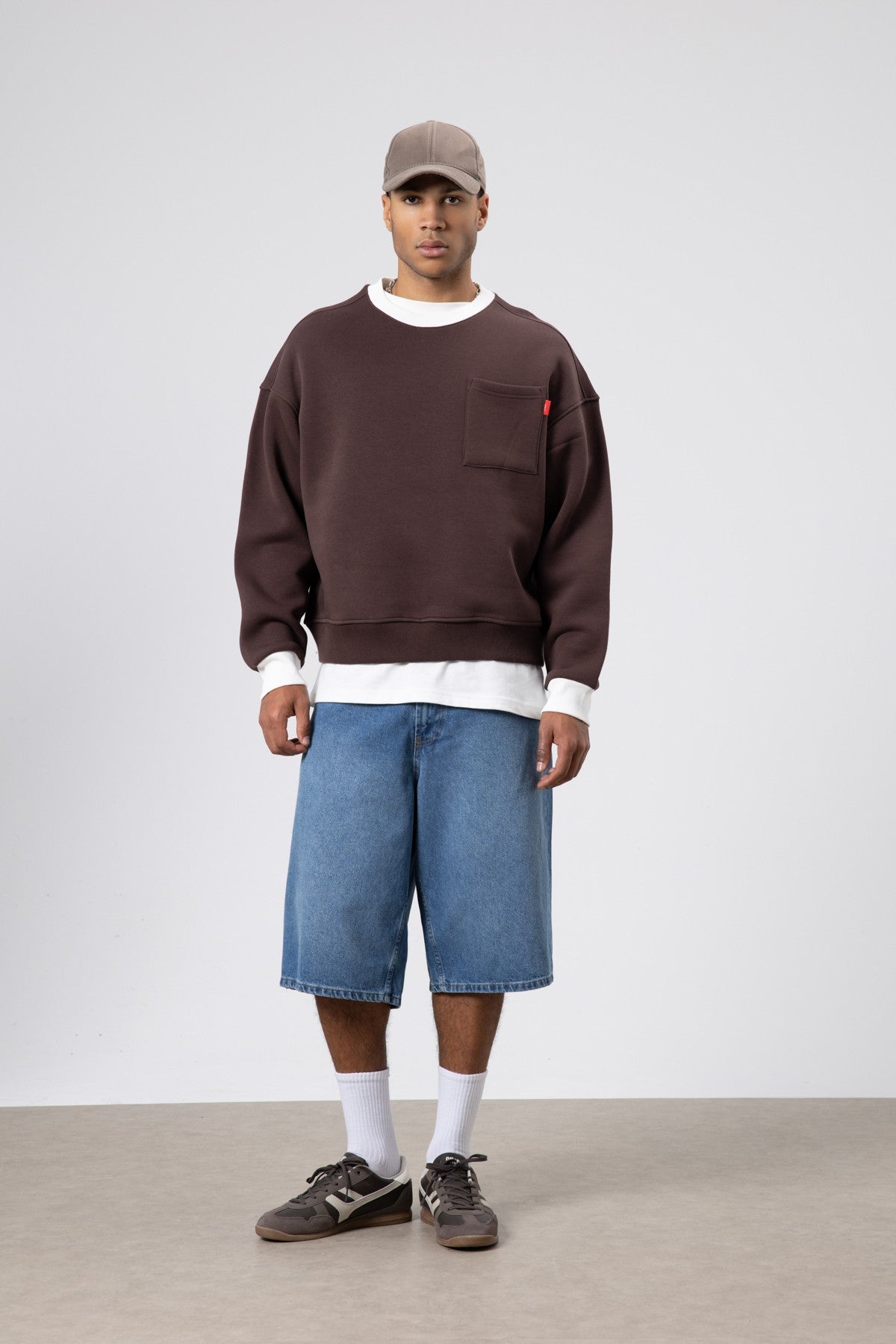 Bisiklet Yaka Cep Detaylı Oversize Sweatshirt