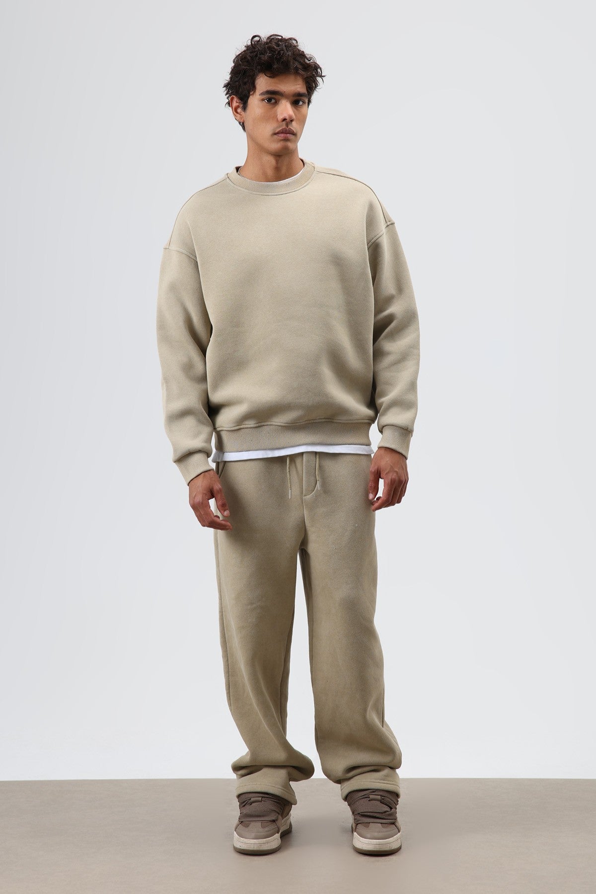Basic Oversize Yıkamalı Sweatshirt