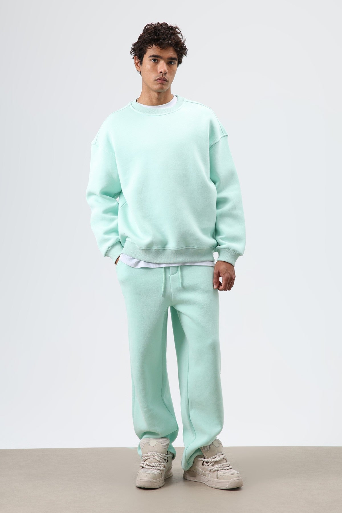 Basic Oversize Yıkamalı Sweatshirt
