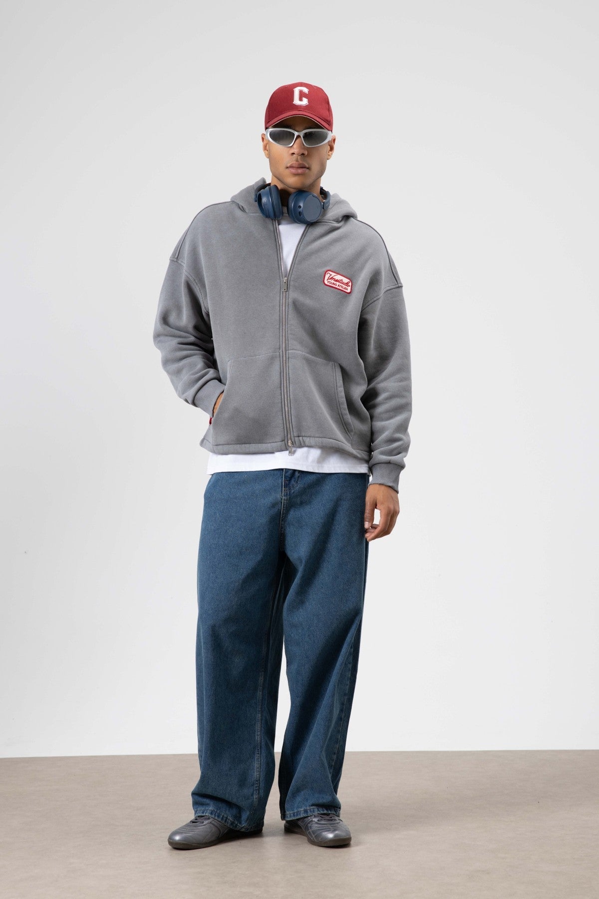 Oversize Fermuarlı Kapüşonlu Sweatshirt