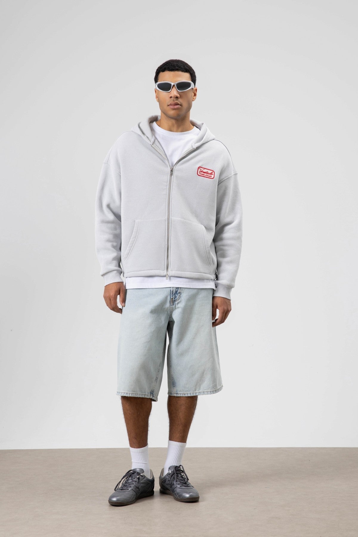 Oversize Fermuarlı Kapüşonlu Sweatshirt