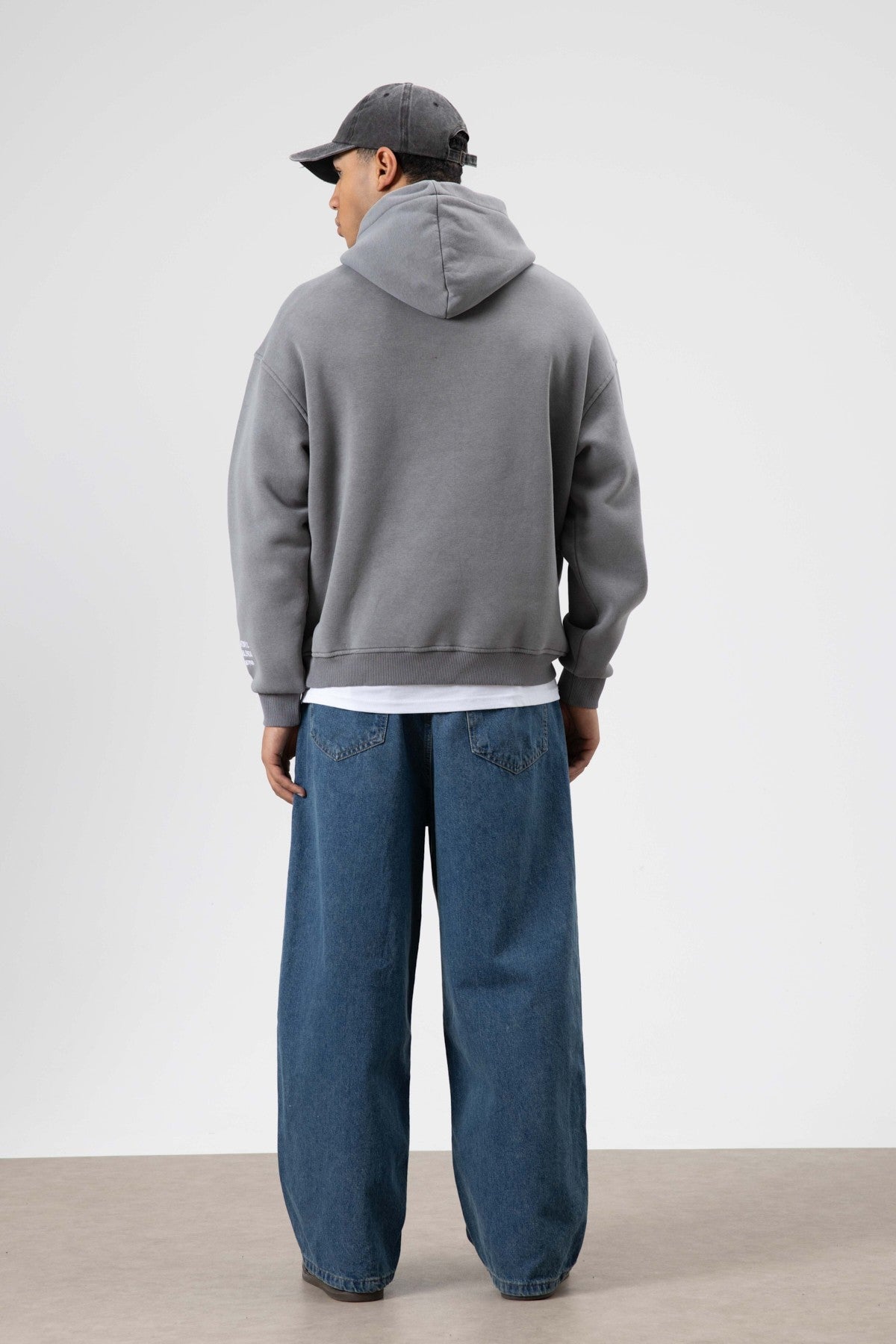 Oversize Nakış BaskılıKapüşonlu Sweatshirt