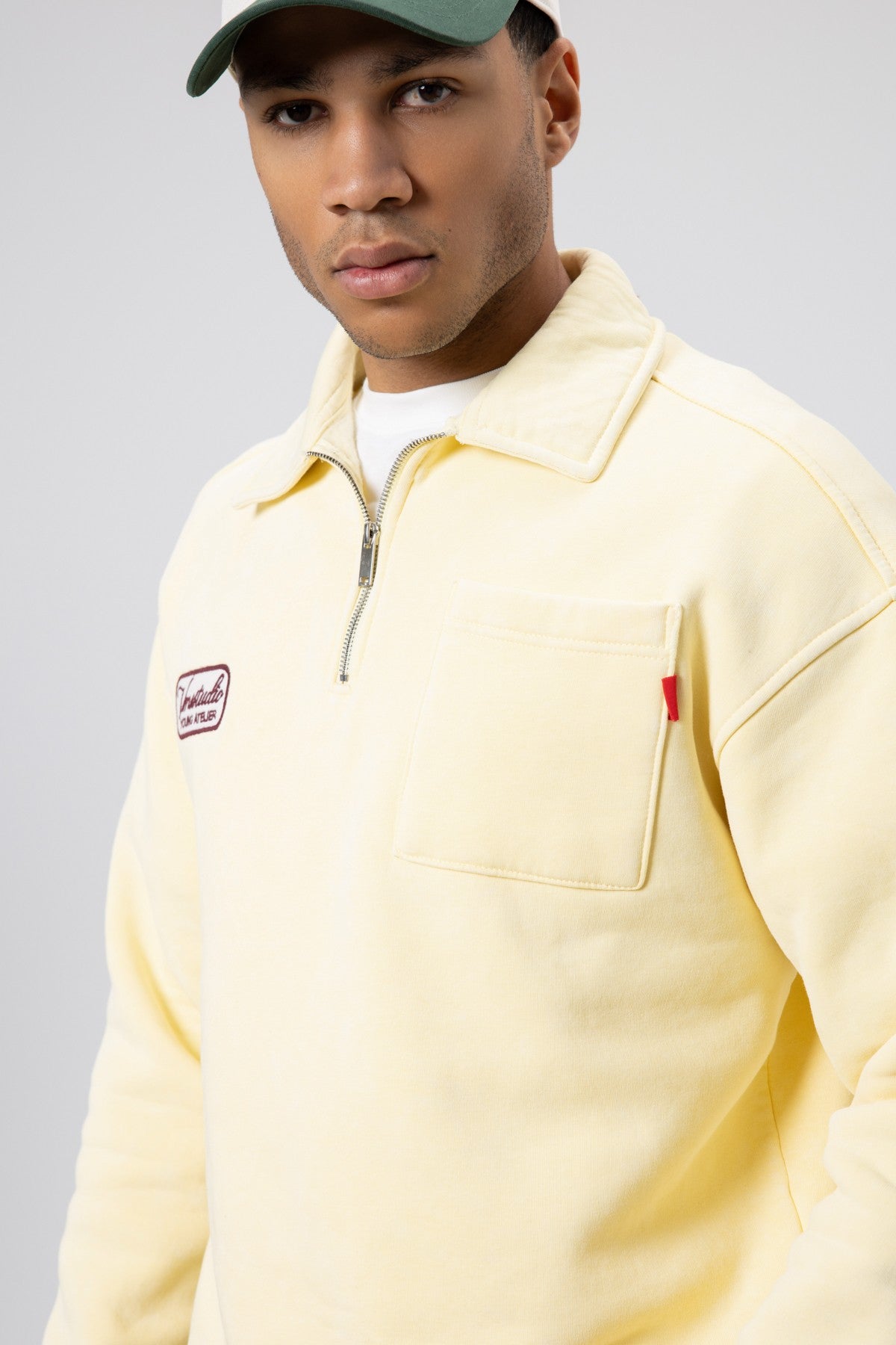 Yaka Fermuarlı Oversize Baskılı Sweatshirt
