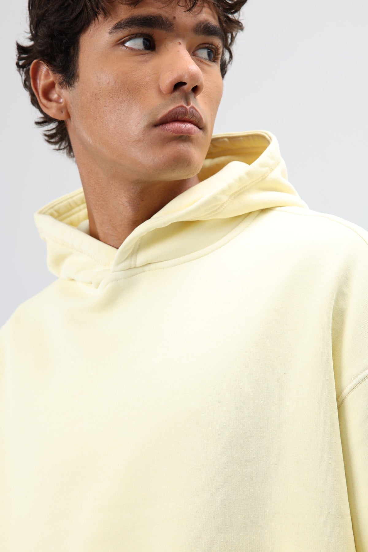 Oversize Nakış Detaylı Hoodie