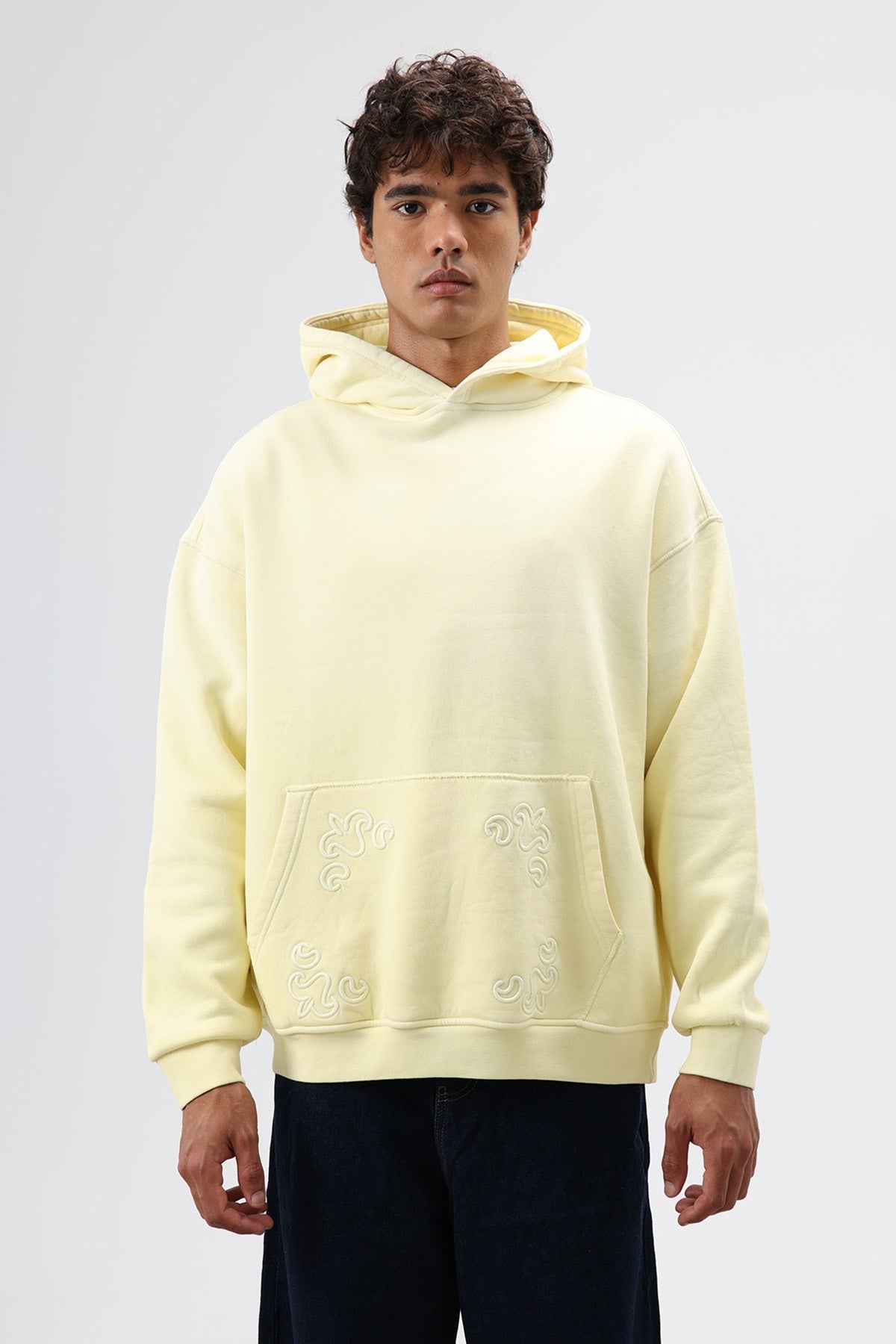 Oversize Nakış Detaylı Hoodie
