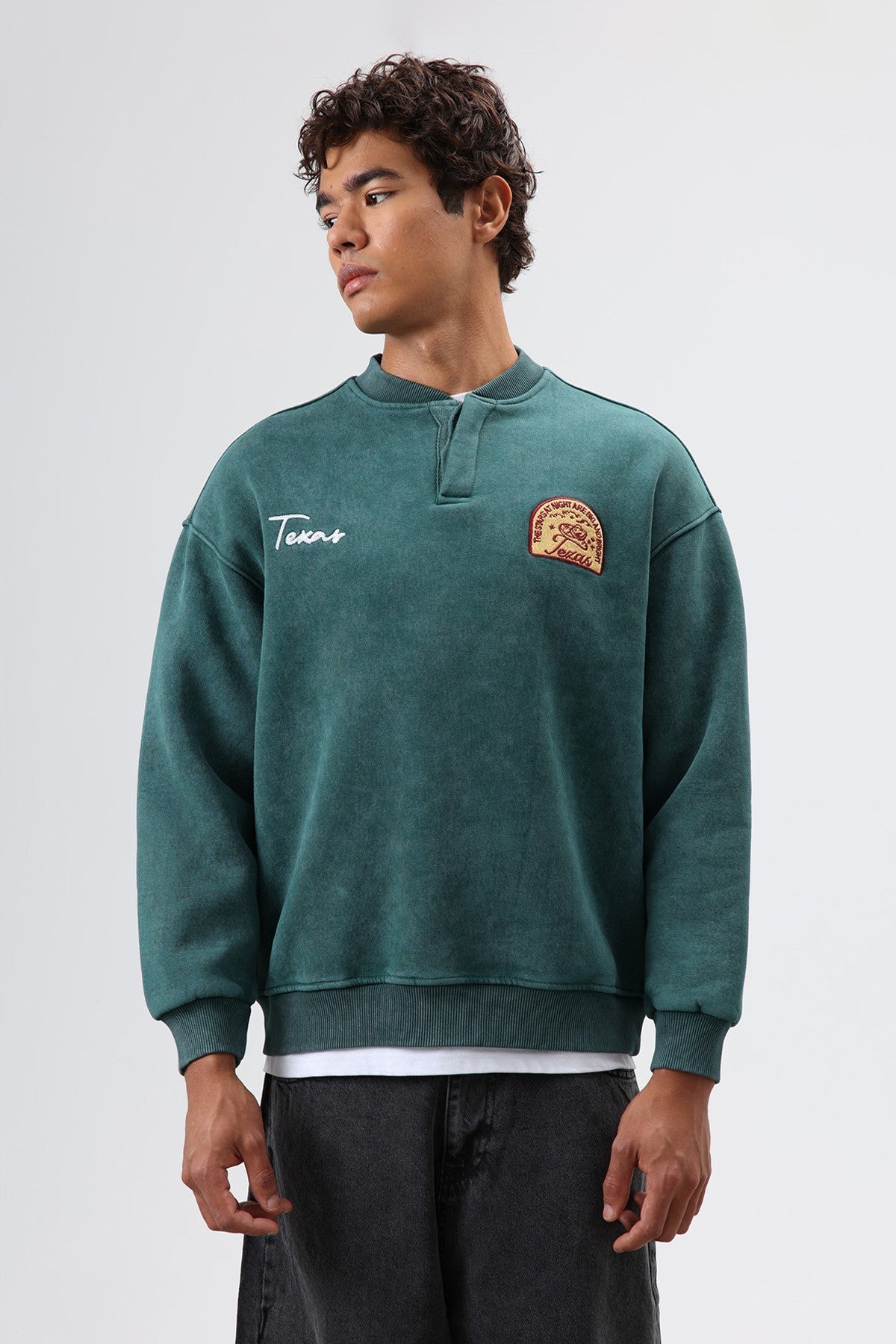 Oversize Henley Yaka Baskılı Sweatshirt