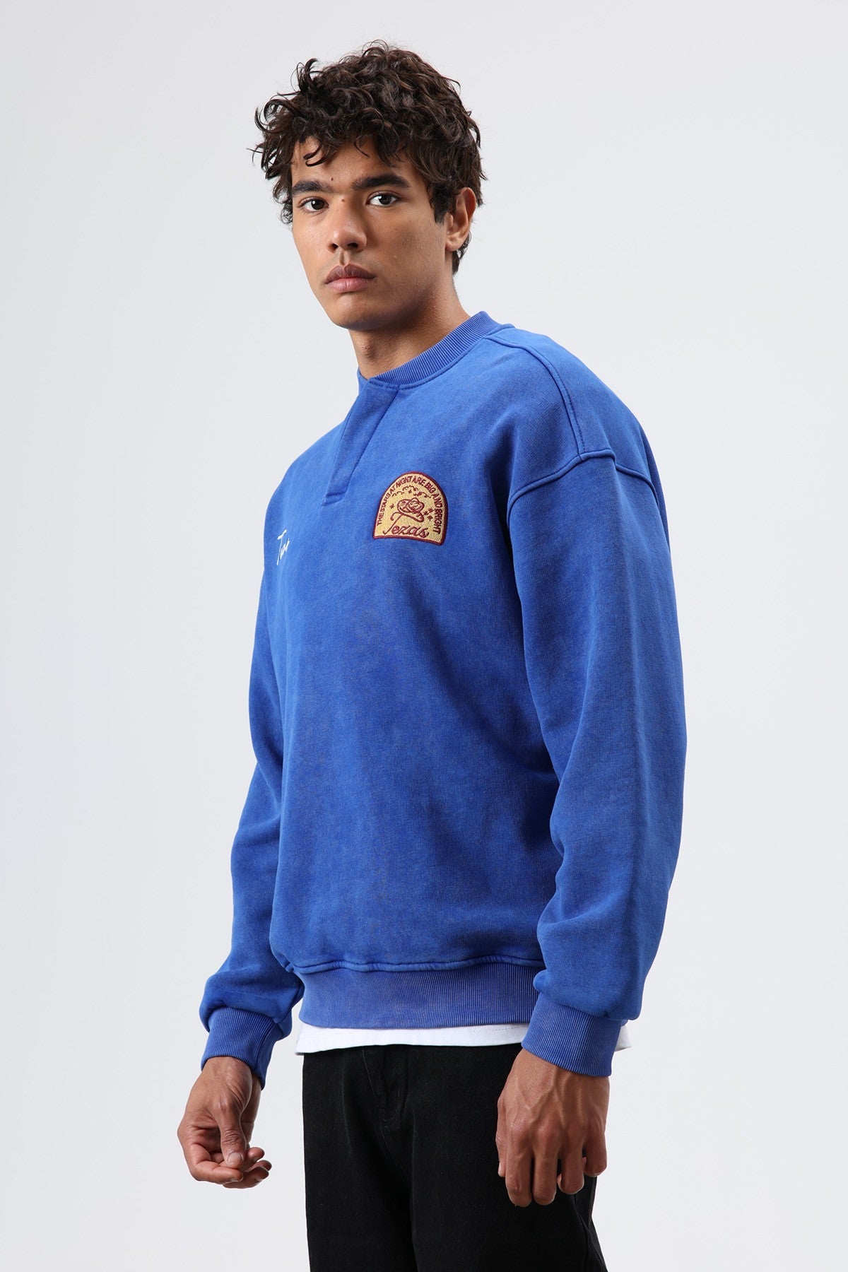 Oversize Henley Yaka Baskılı Sweatshirt