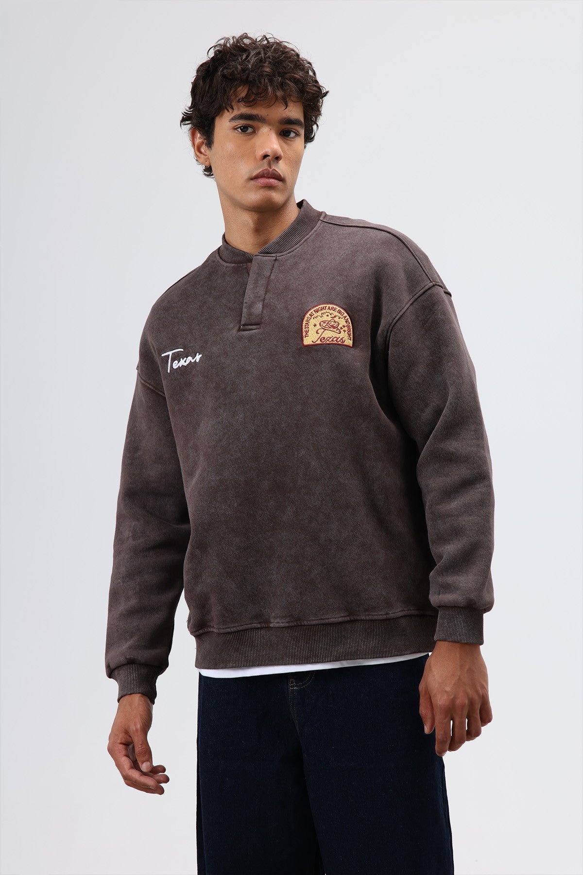 Oversize Henley Yaka Baskılı Sweatshirt