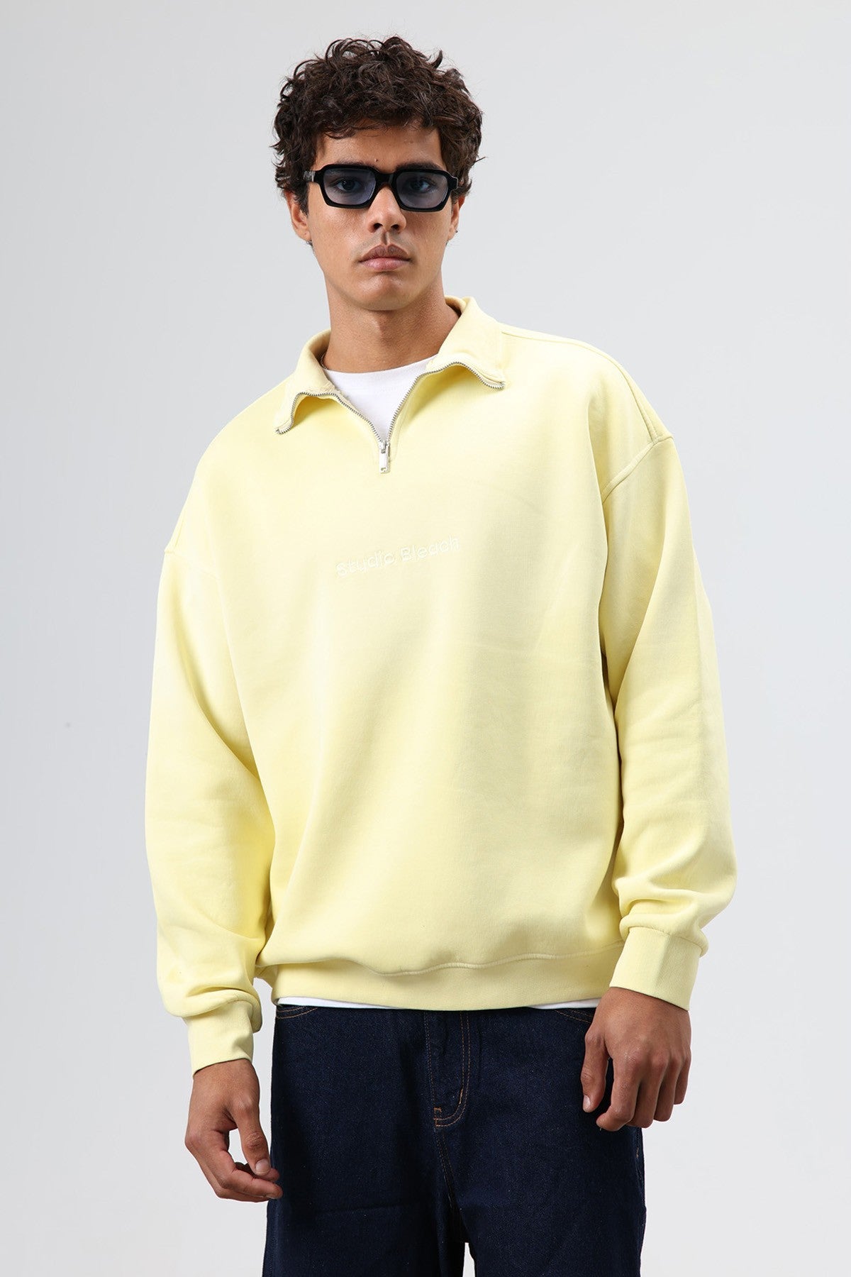 Yaka Fermuarlı Oversize Sweatshirt