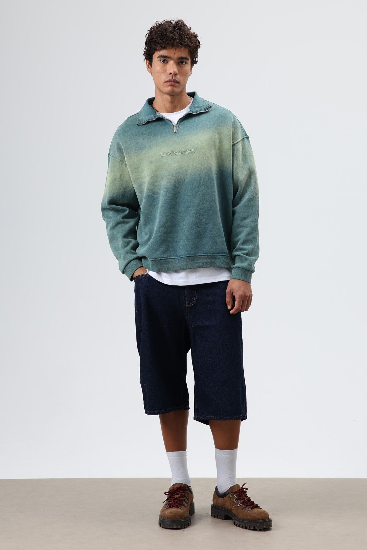 Yaka Fermuarlı Oversize Sweatshirt