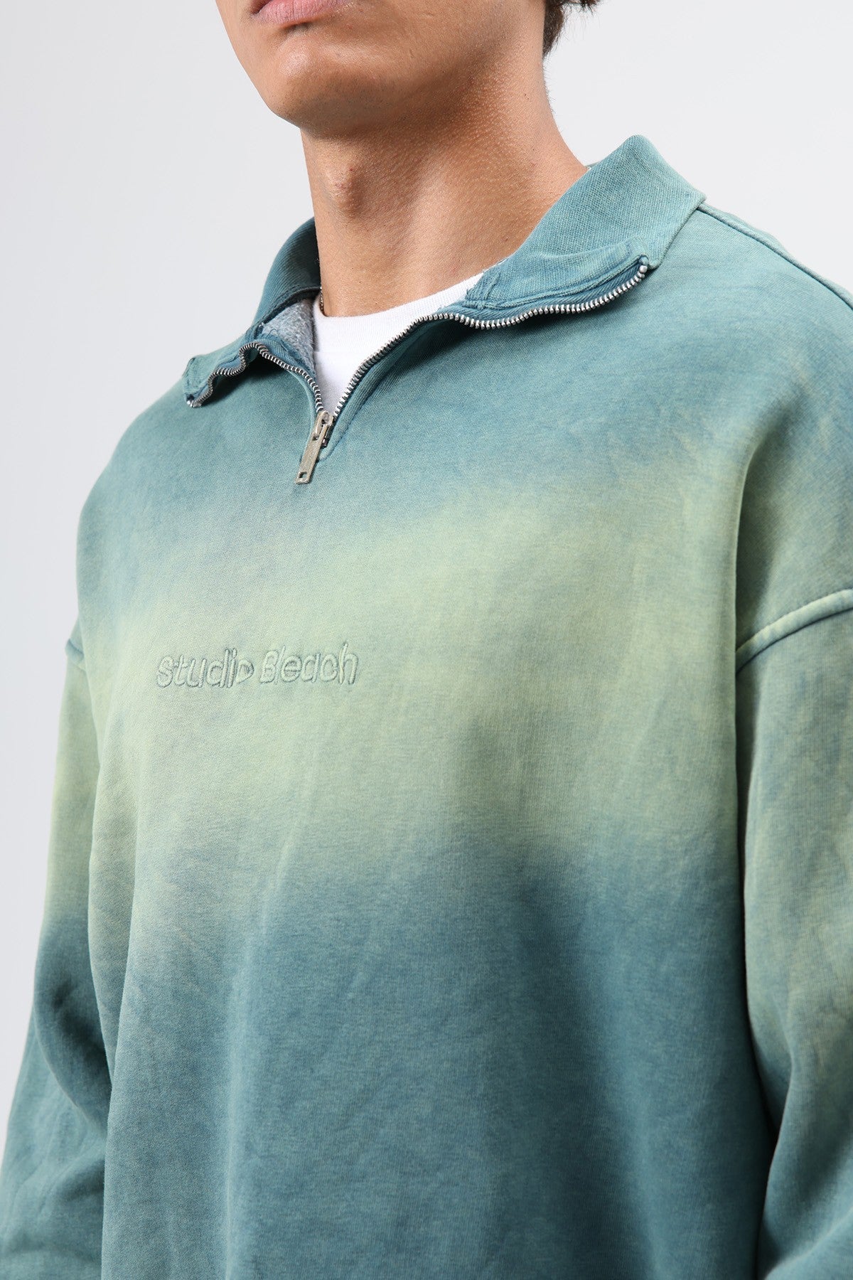 Yaka Fermuarlı Oversize Sweatshirt
