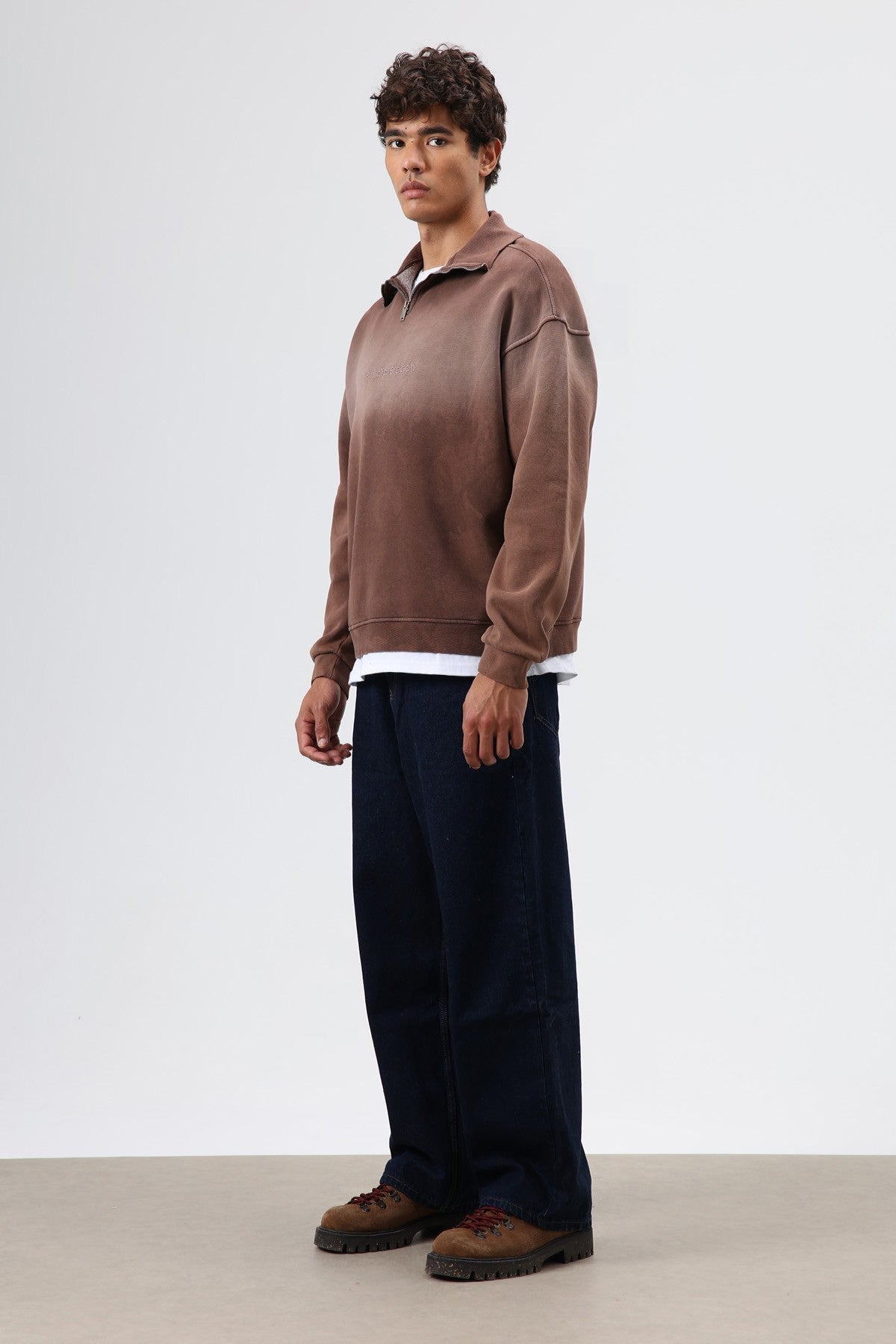 Yaka Fermuarlı Oversize Sweatshirt