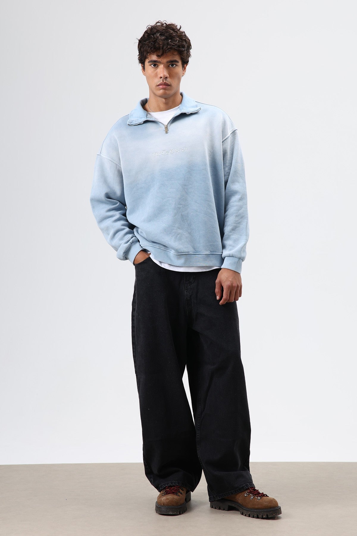 Yaka Fermuarlı Oversize Sweatshirt
