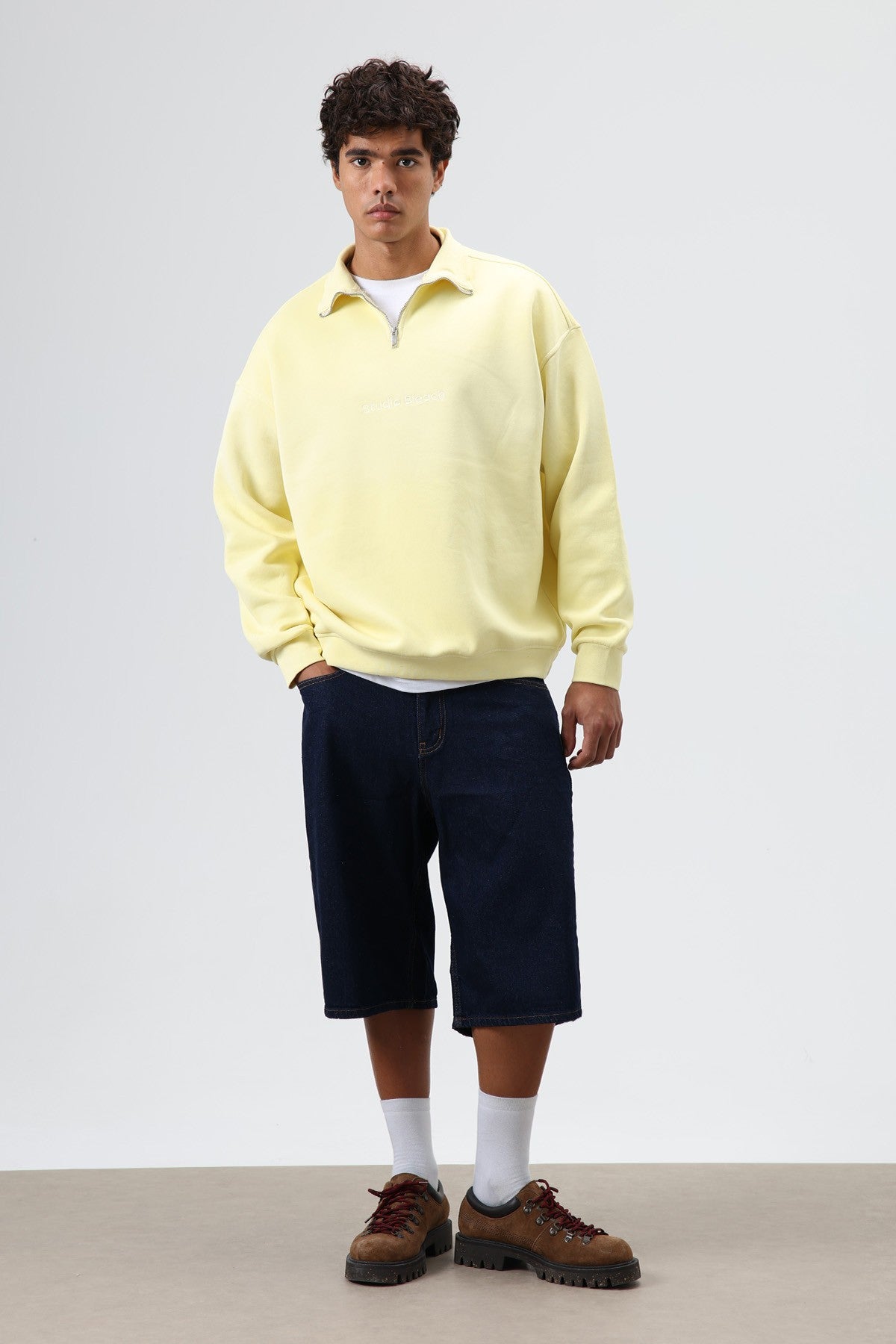 Yaka Fermuarlı Oversize Sweatshirt